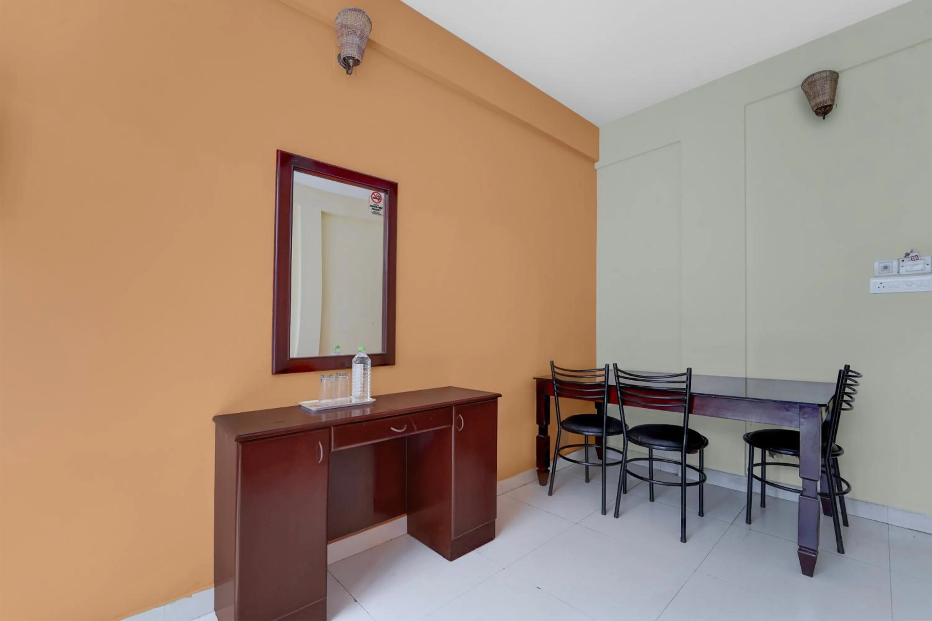 Bedroom in Collection O KSRTC Bus Station Kottayam Formerly Hotel O Day Springs