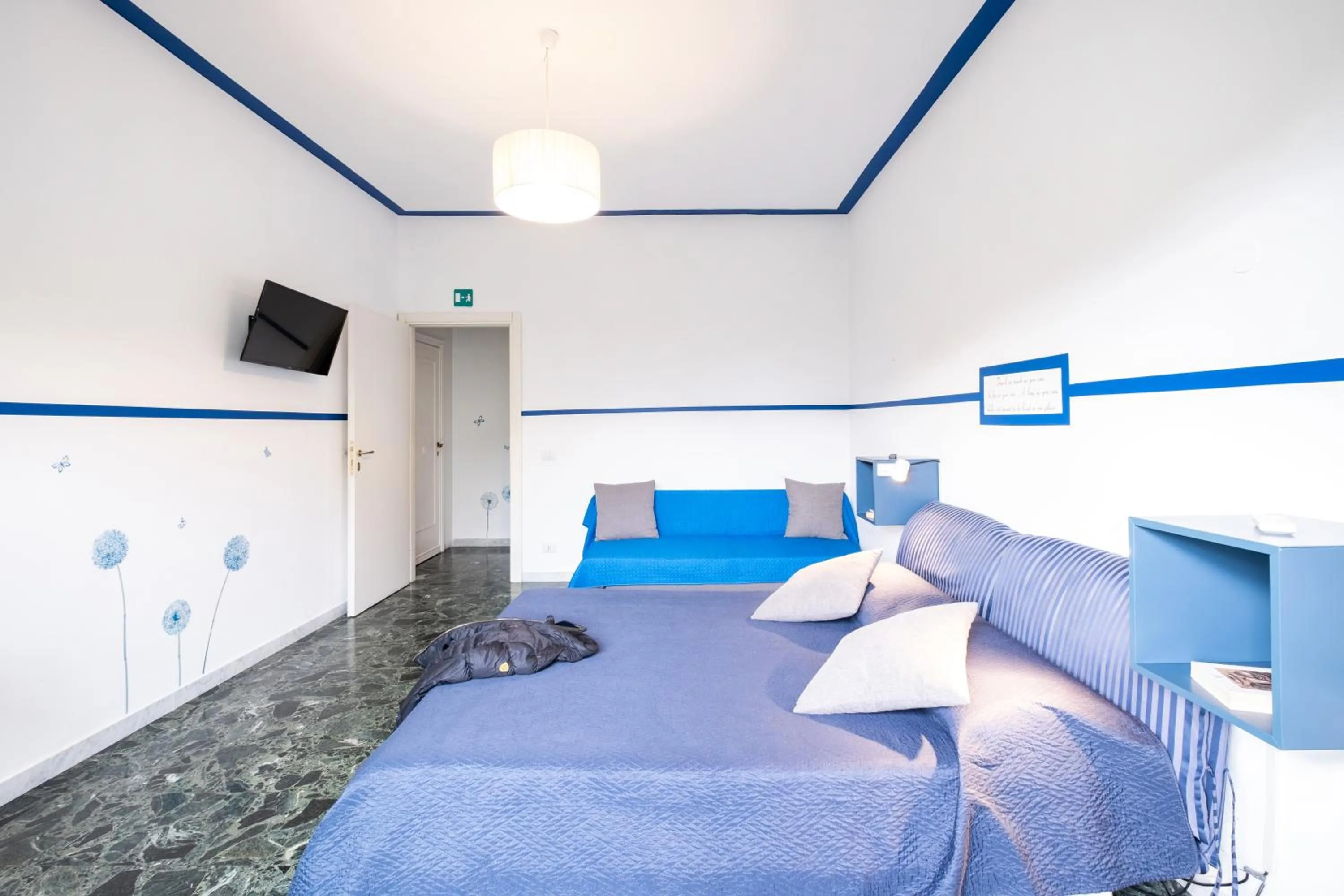 Take It Easy Roma Guest House