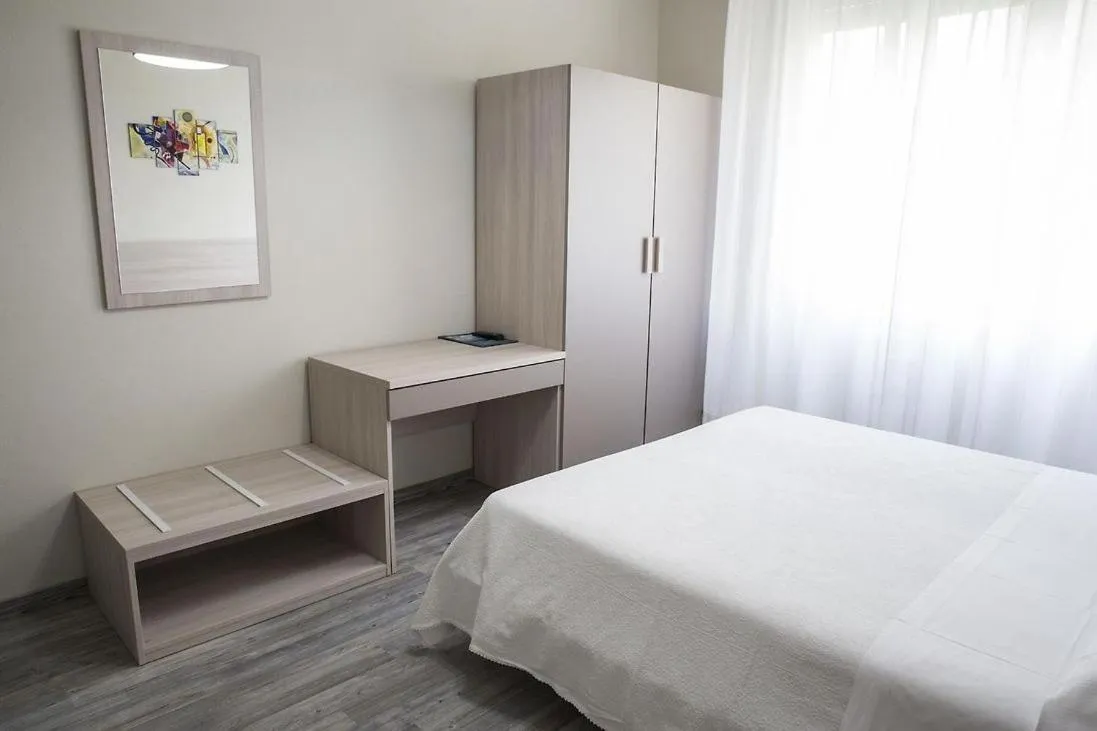 Bedroom, Bed in Hotel Eden