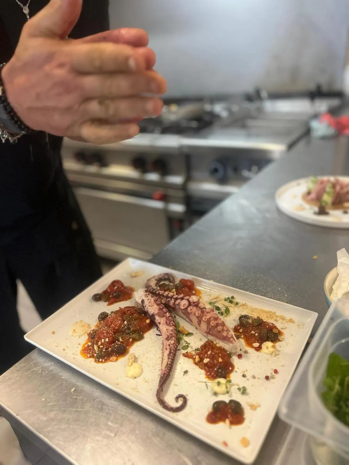 Restaurant/places to eat in Hotel Eden