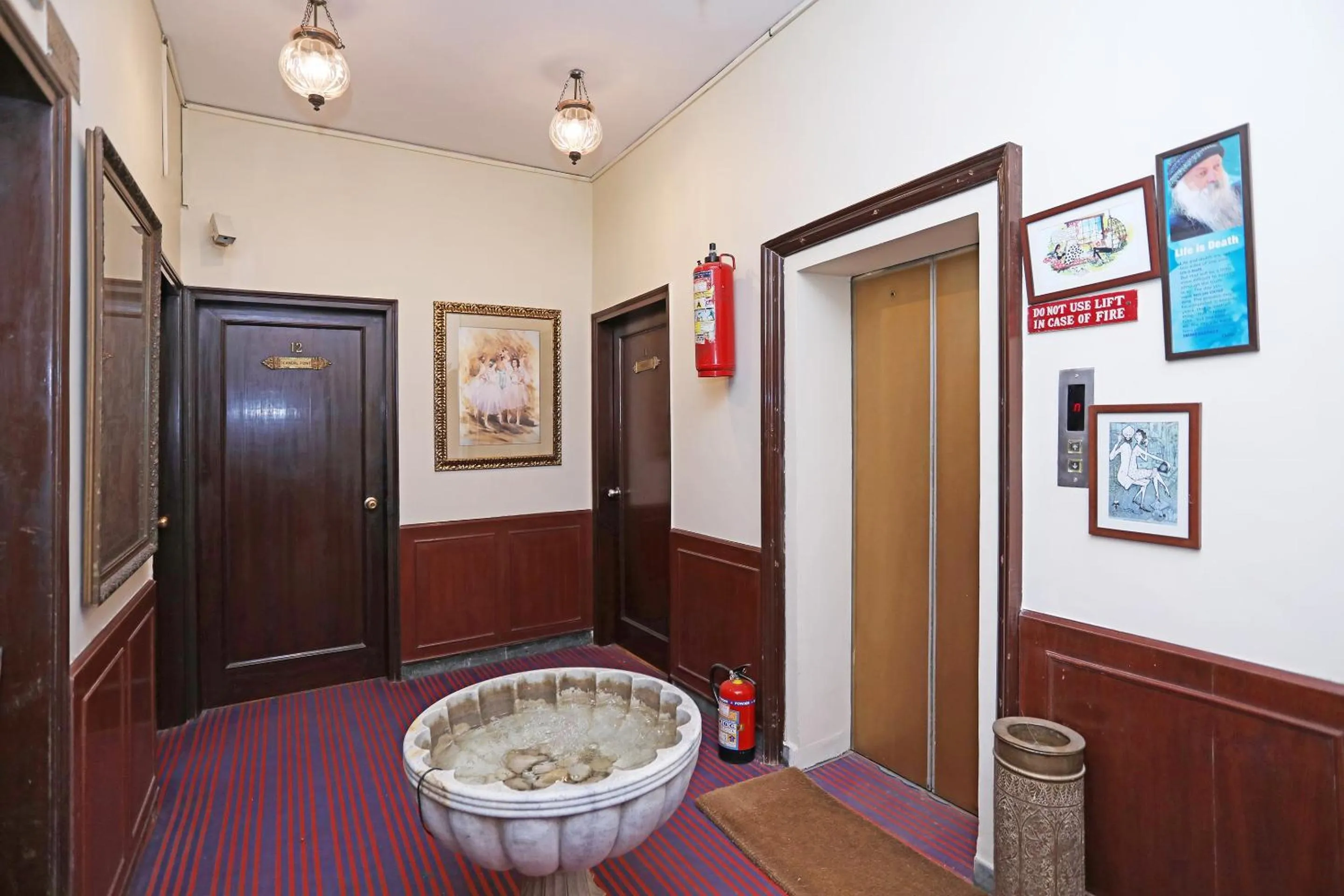 Lobby or reception in Super Collection O Hamilton Hotel