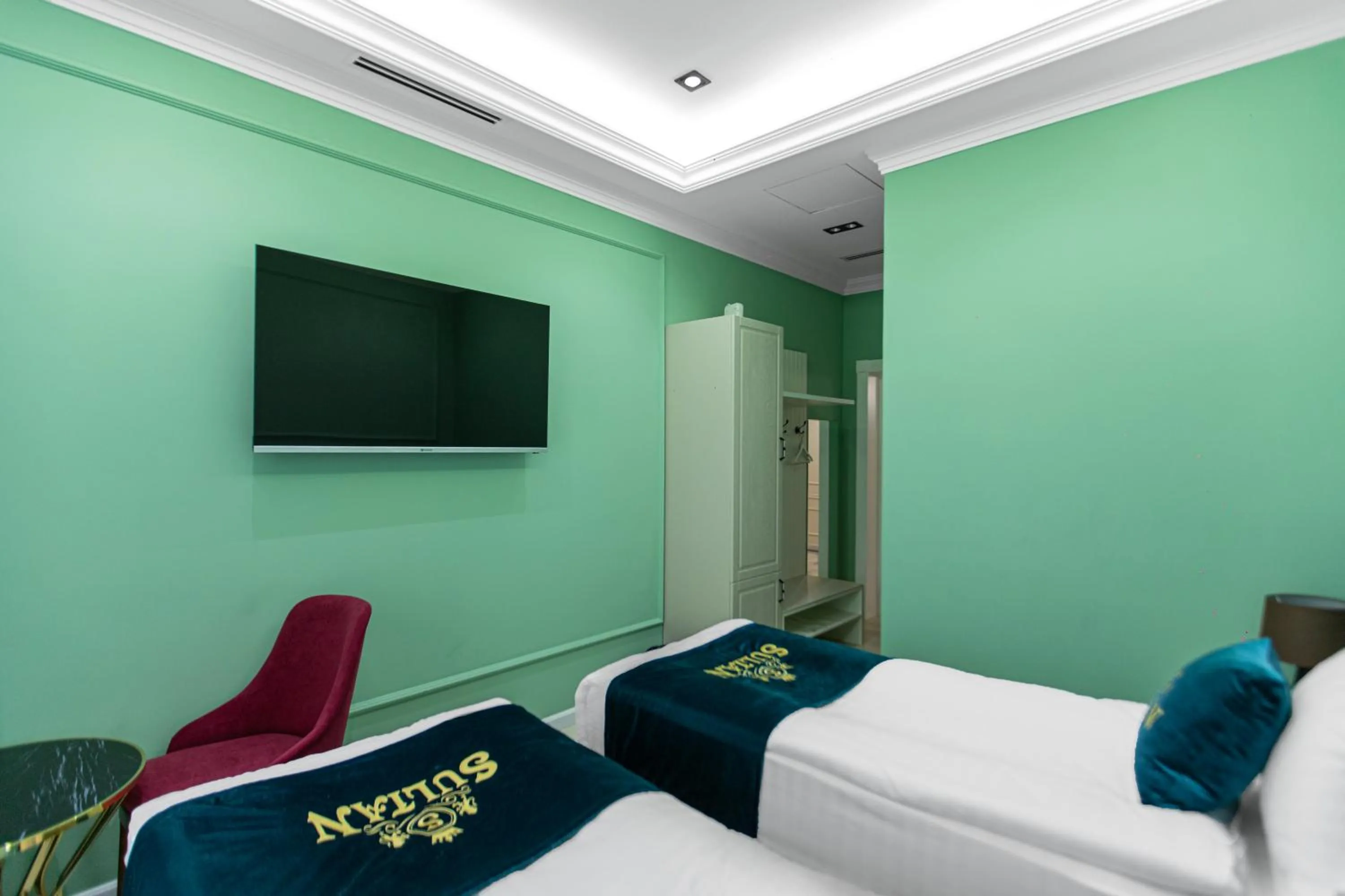 Bed in HOTEL SULTAN PALACE