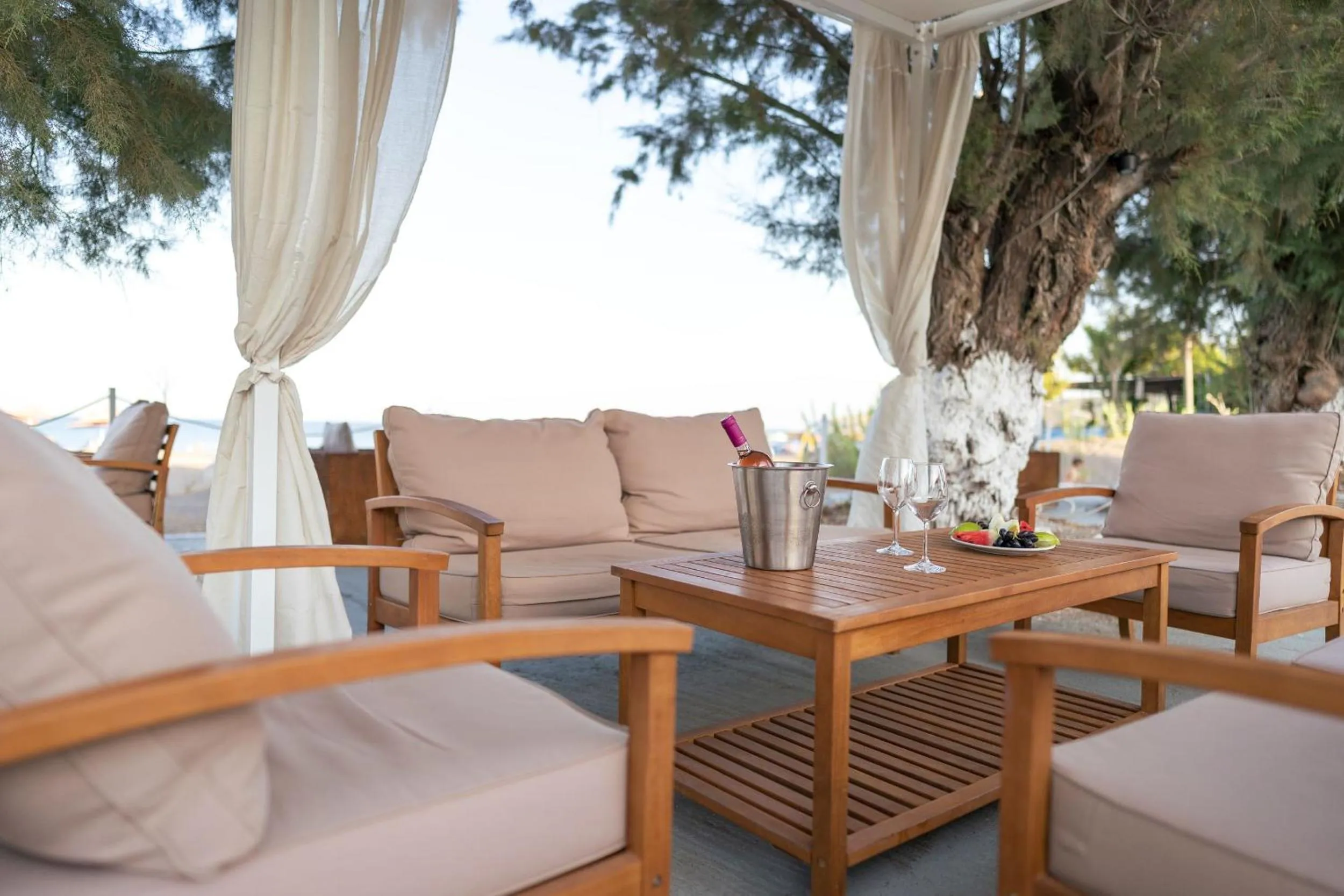 Restaurant/places to eat in Beach Break Rhodes