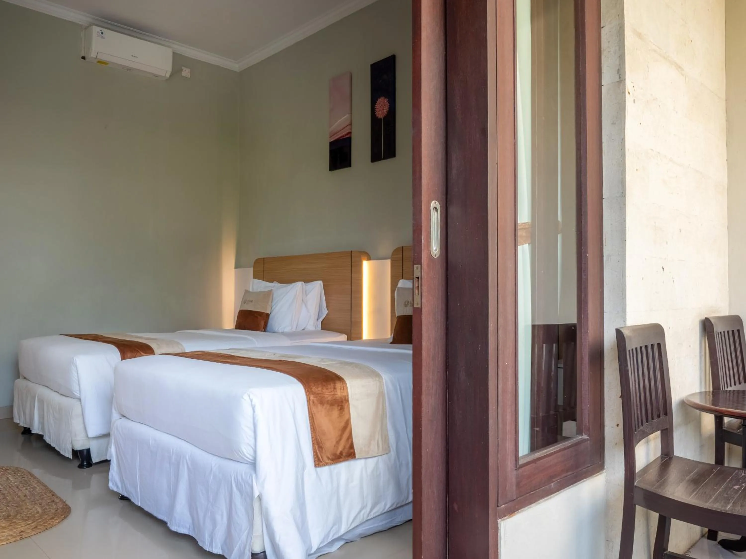 Bedroom, Bed in U Tube Hotel