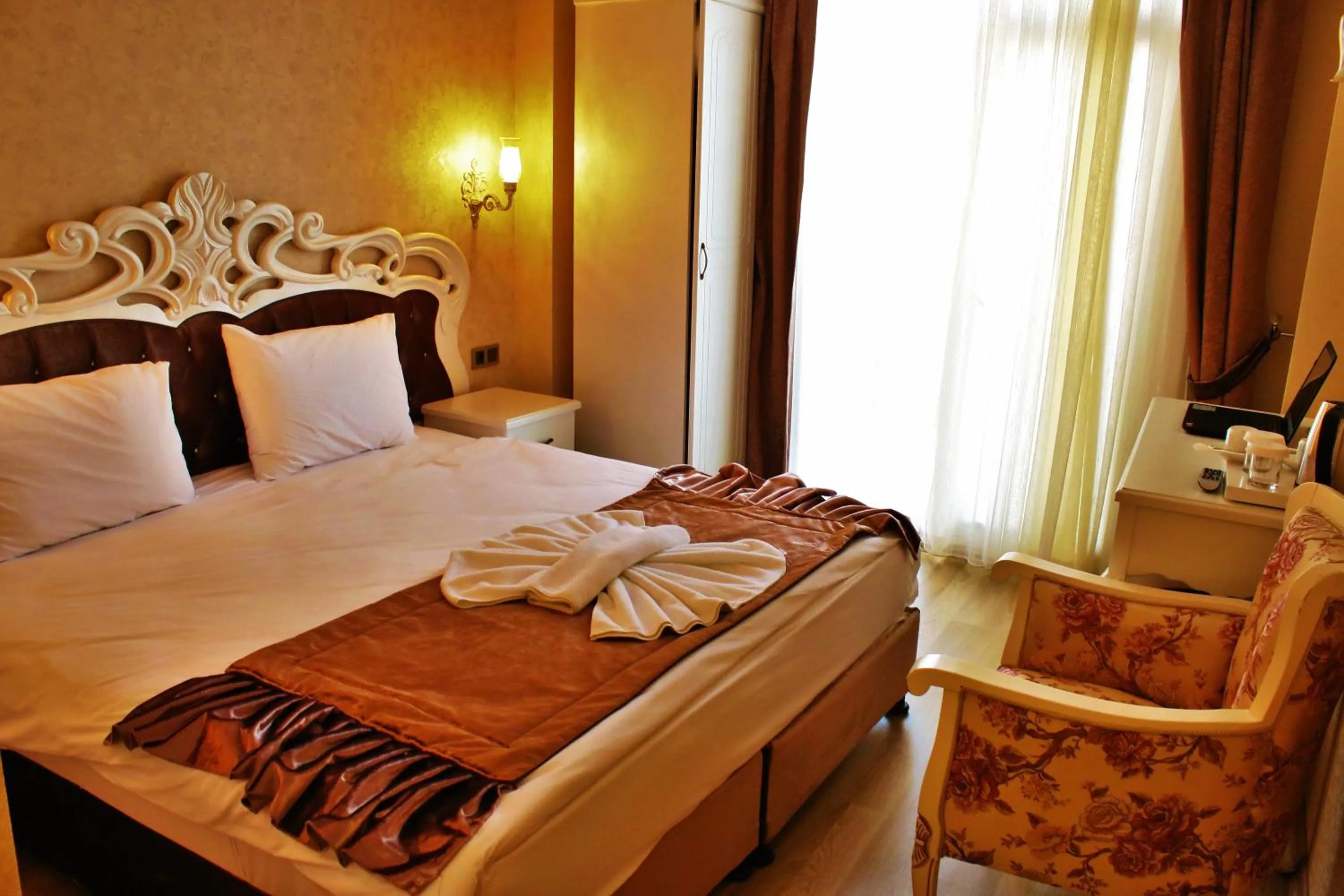 Bed in Sultanahmet Newport Hotel