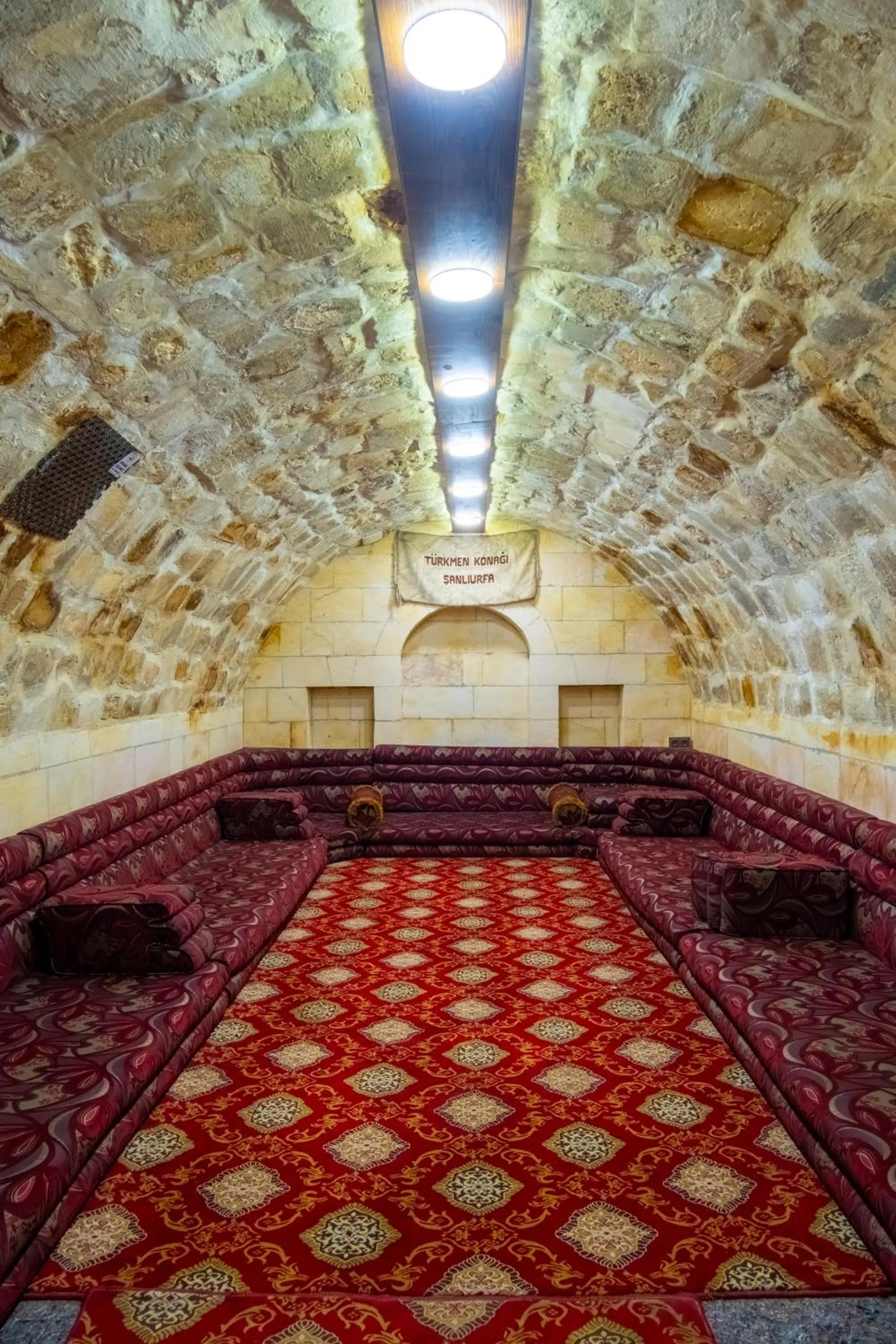 Living room in Turkmen Konagi