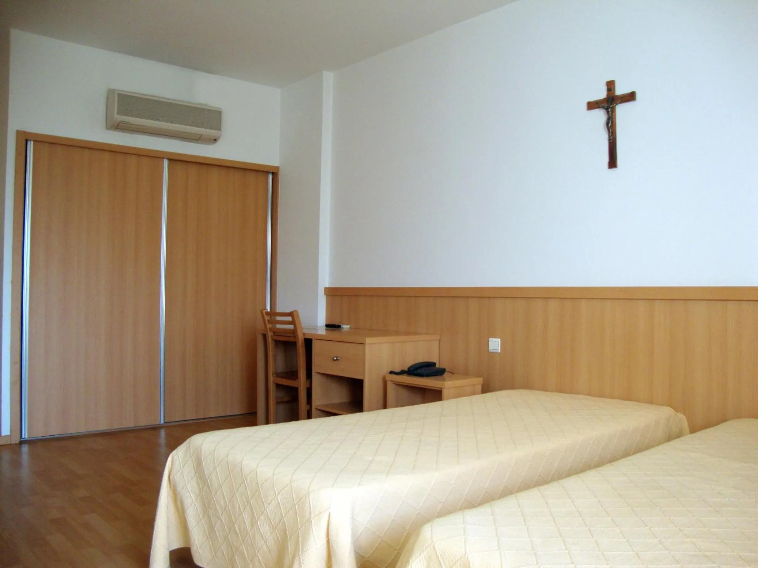 Bed in Casa de Retiros N. S. Perpetuo Socorro