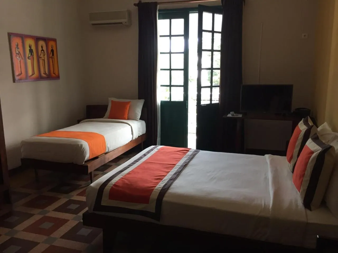 Bed in Hotel Joffre