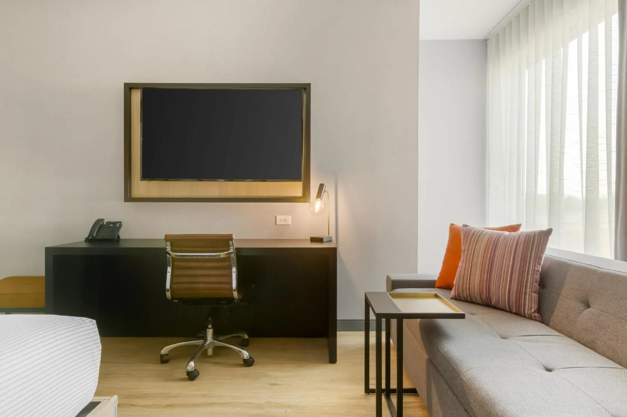 Bedroom, Bed in Cambria Hotel Spokane Airport