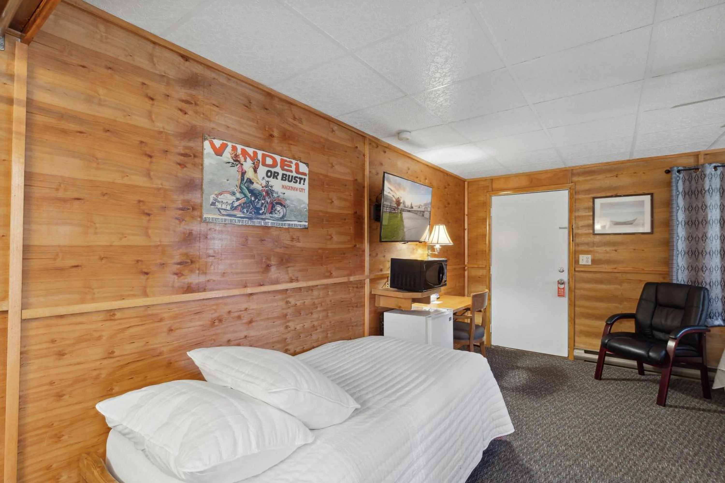 Bedroom in Vindel Motel