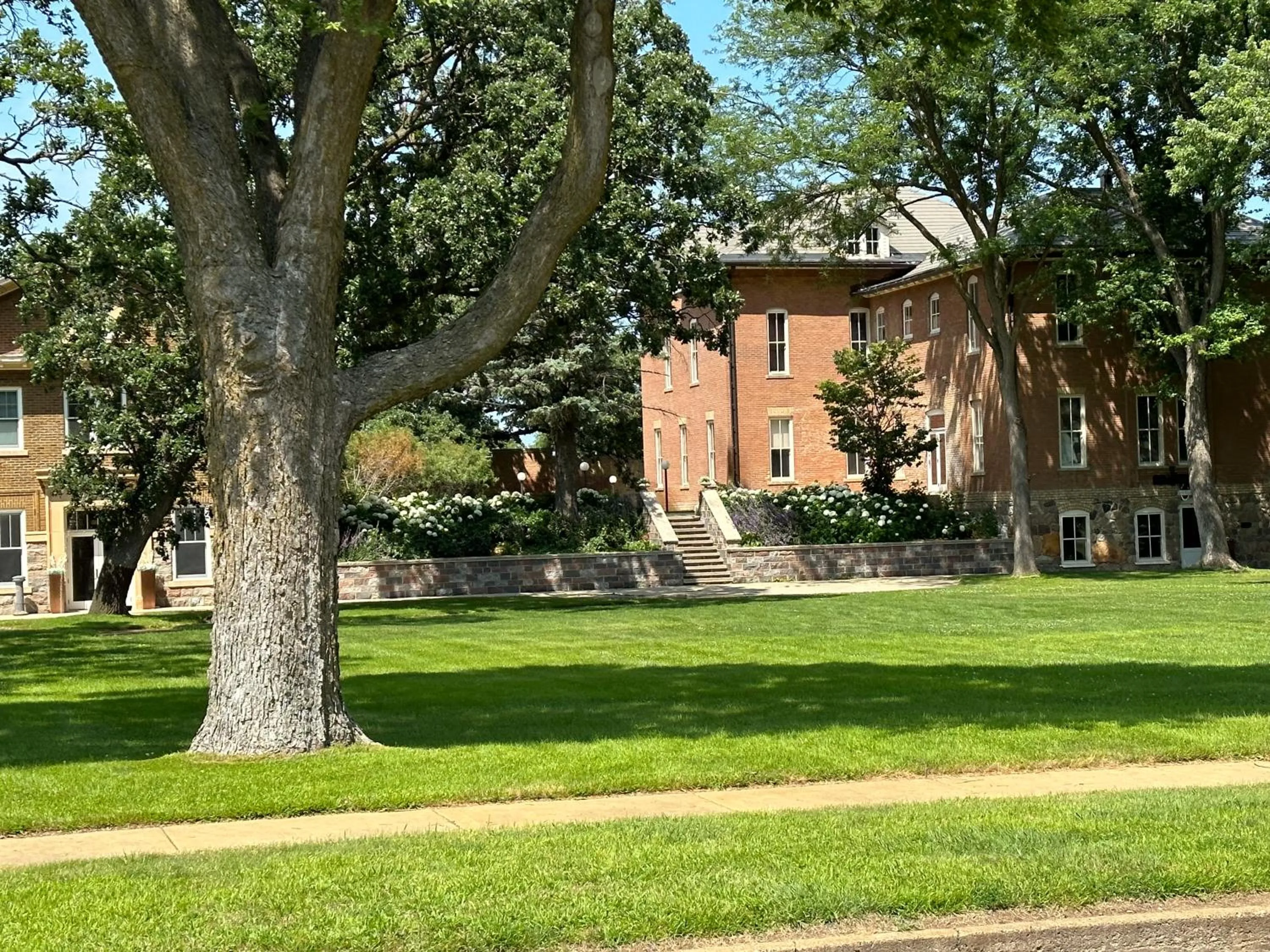 Buffalo Ridge Resort and Spa