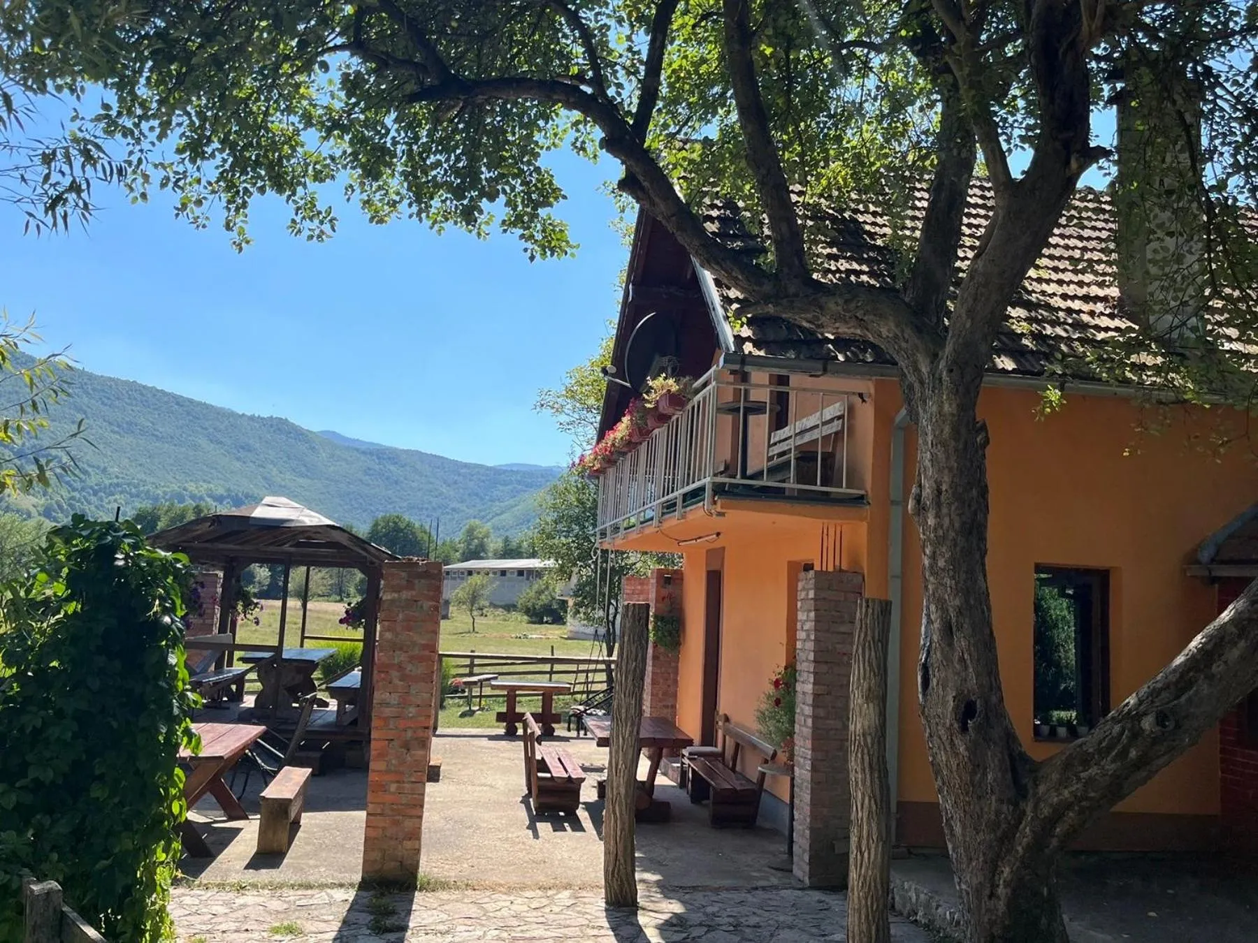 Bed and Breakfast Family Djukic