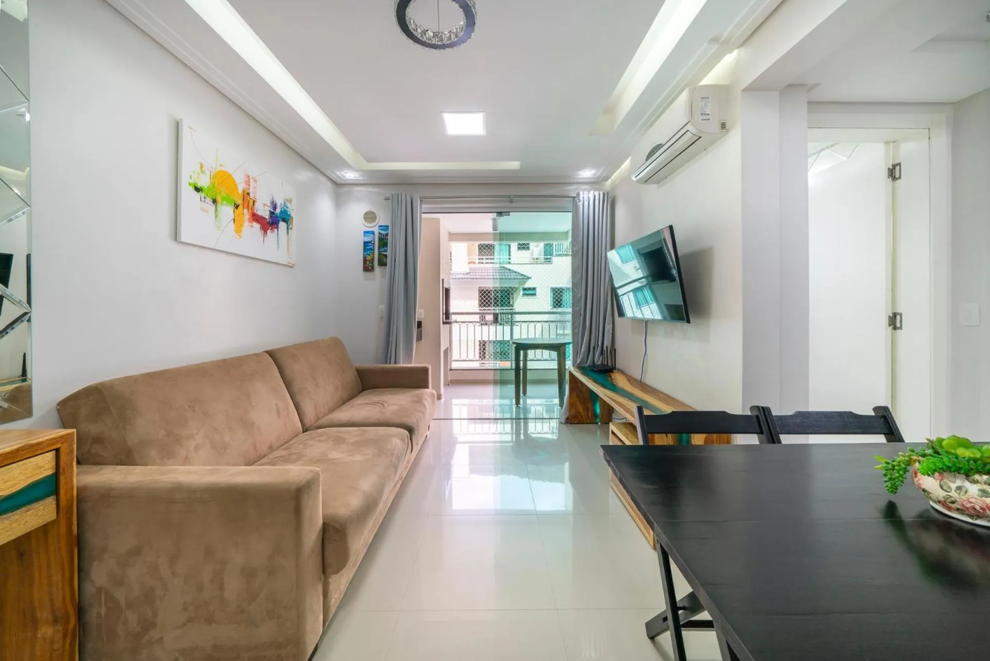 Living room in Bombinhas Summer Beach APT 333