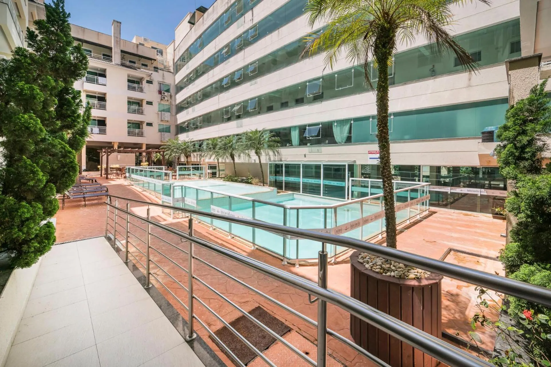 Swimming pool in Bombinhas Summer Beach APT 333