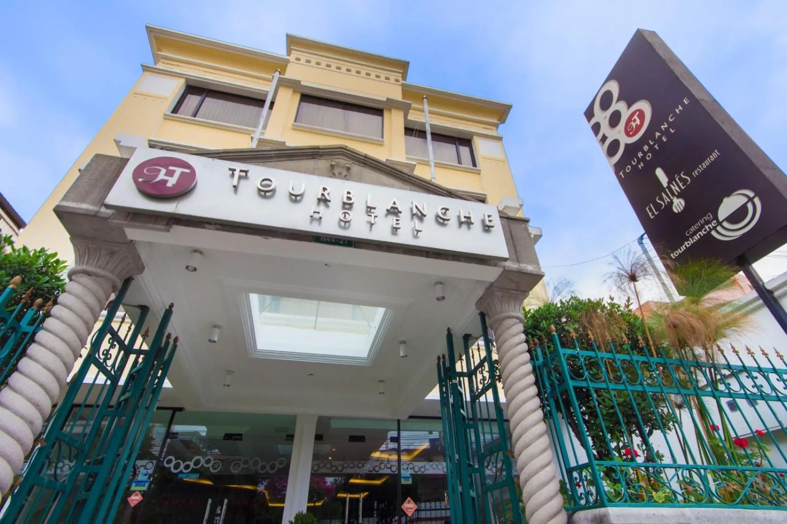 Street view in Hotel Tourblanche