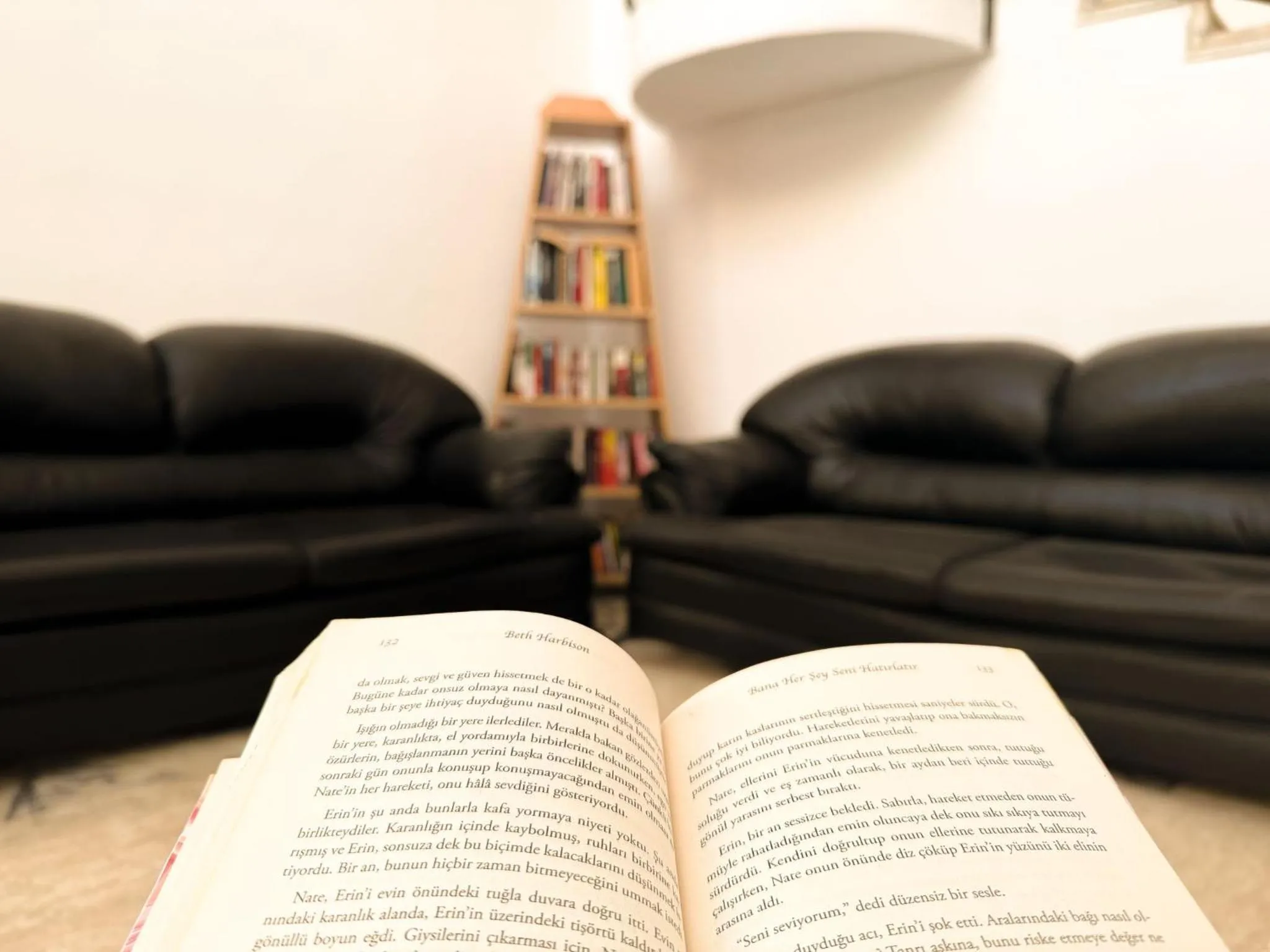 Seating area in Casa Cleo Suit Hotel