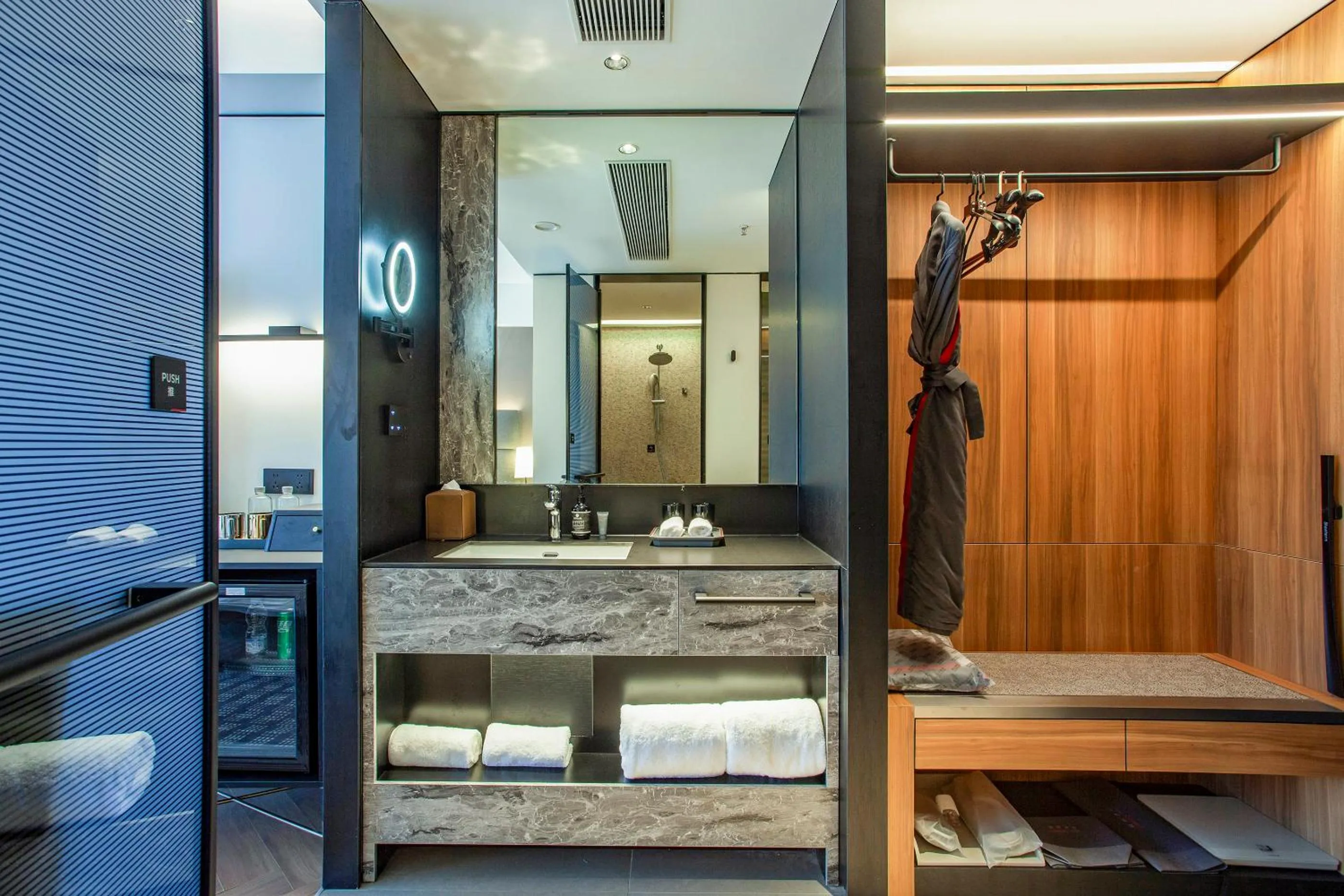 Nanjing Fanyue Plaza Intercity Hotel