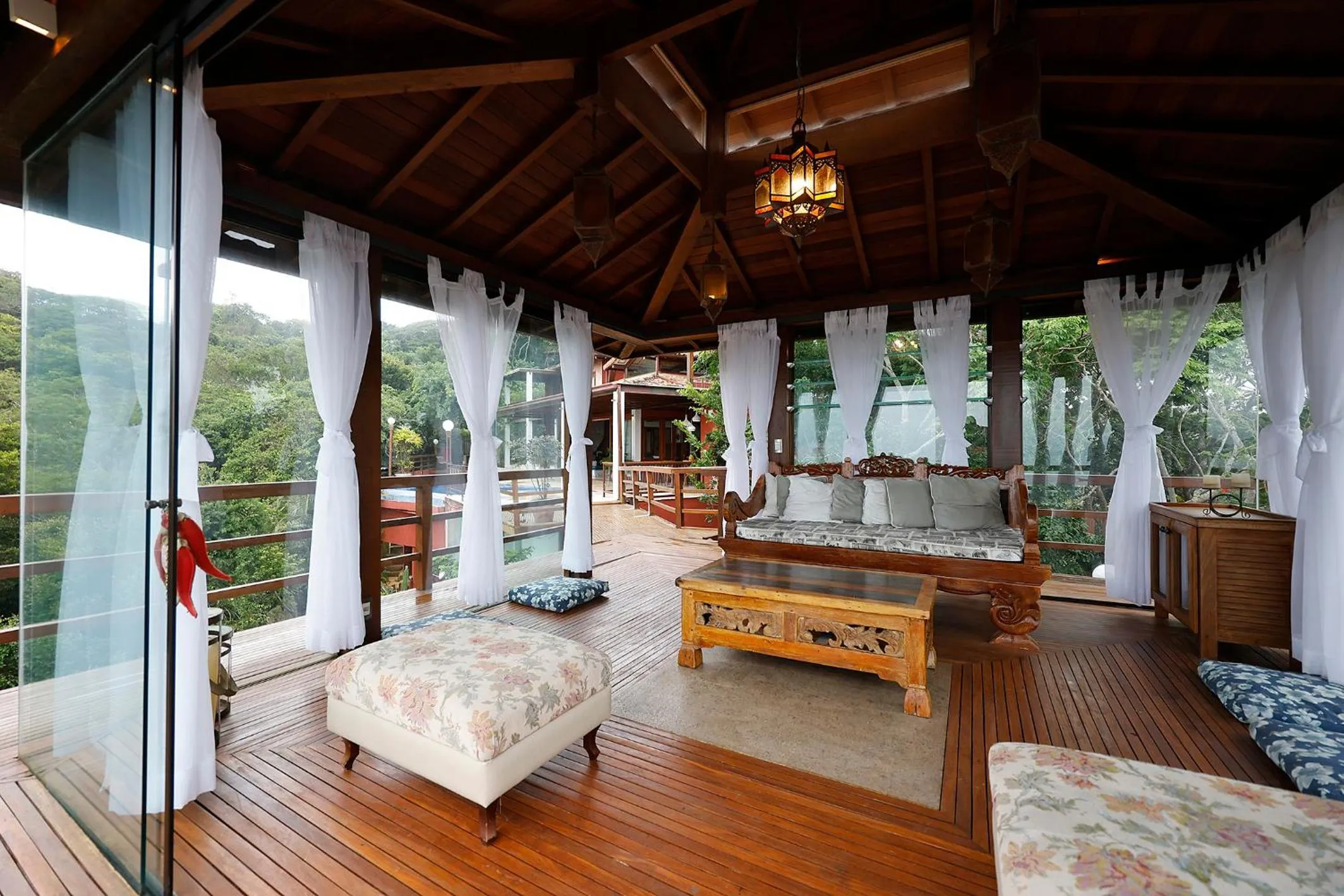 Day in Cliffside Boutique Hotel