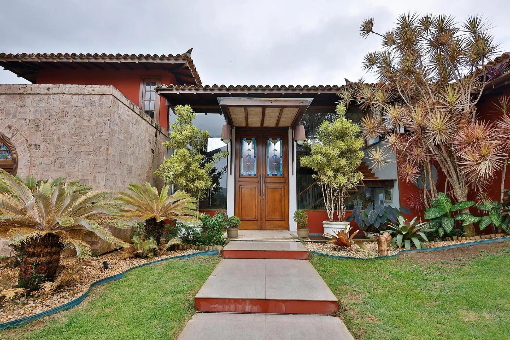 Property building in Cliffside Boutique Hotel