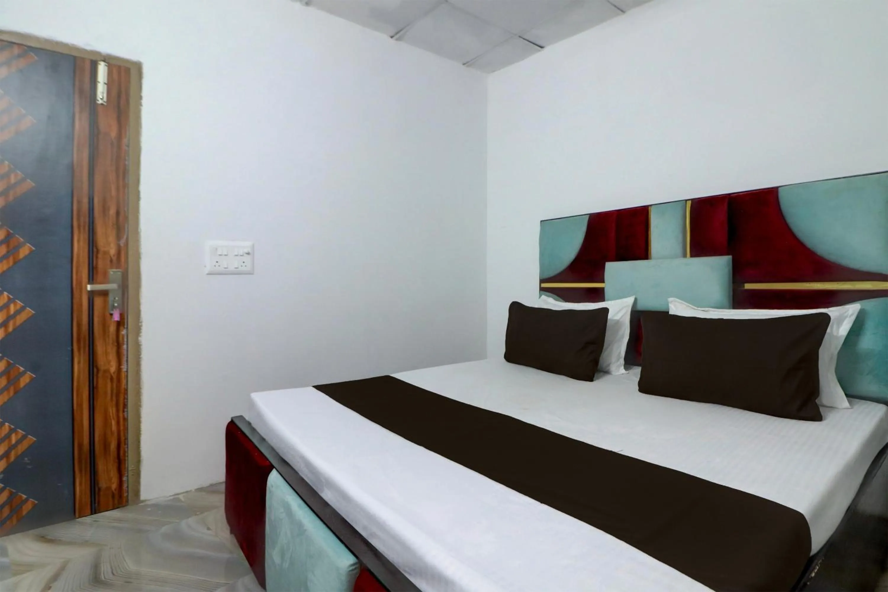 Bedroom, Bed in Super Hotel O Hotel Feel Inn