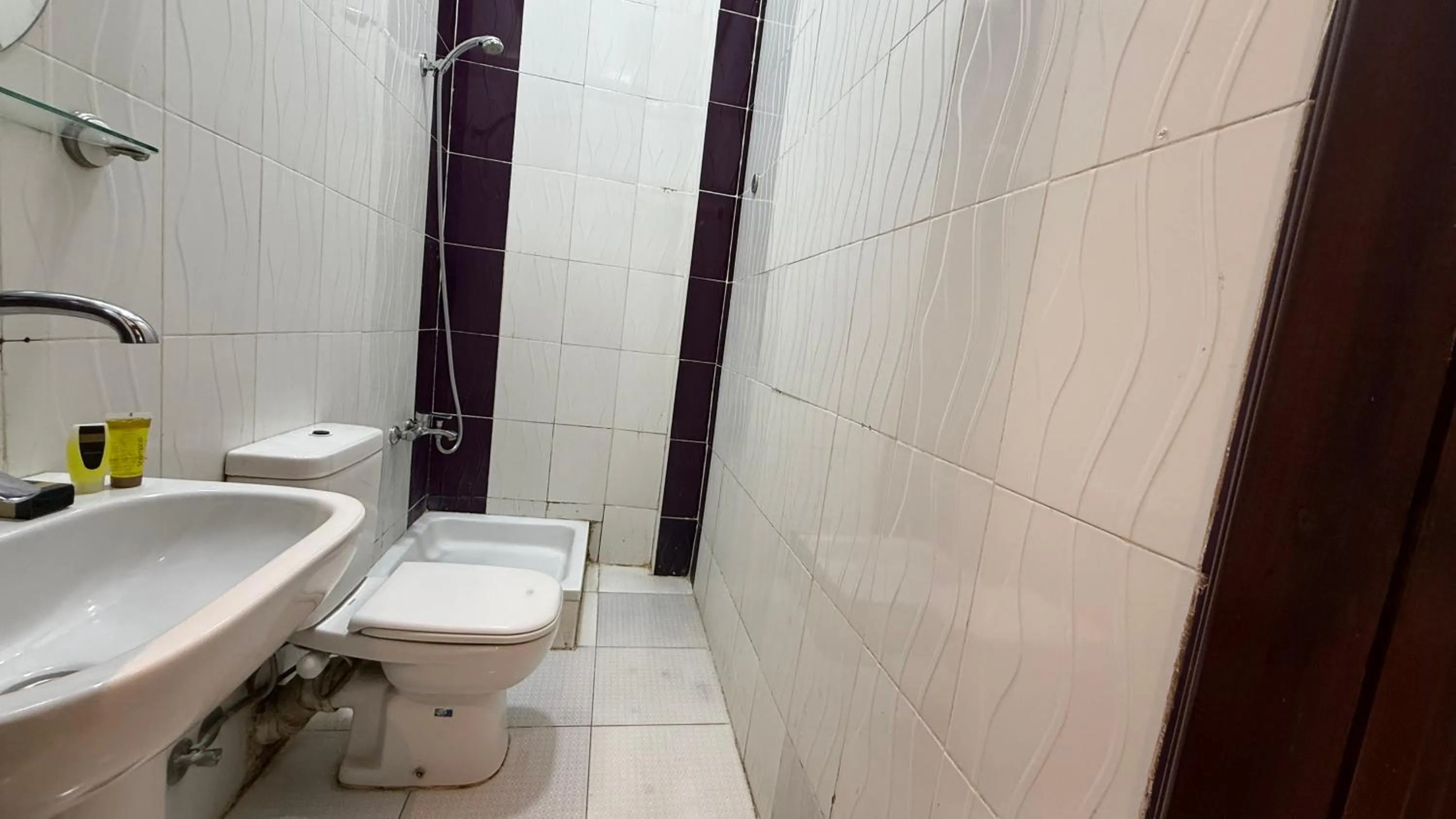 Family Palace Hostel