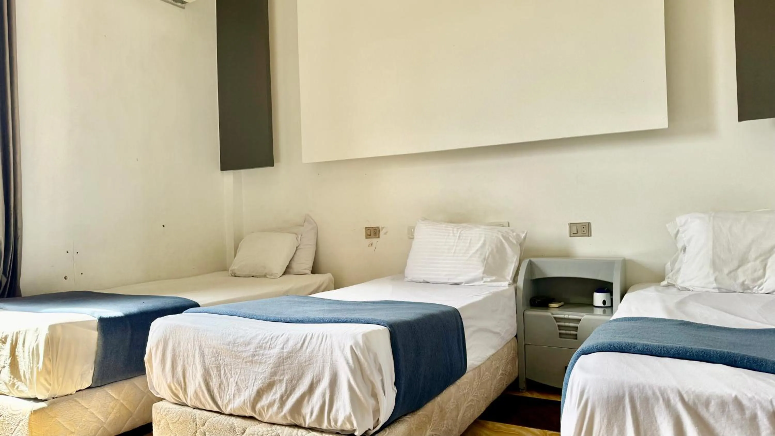 Family Palace Hostel