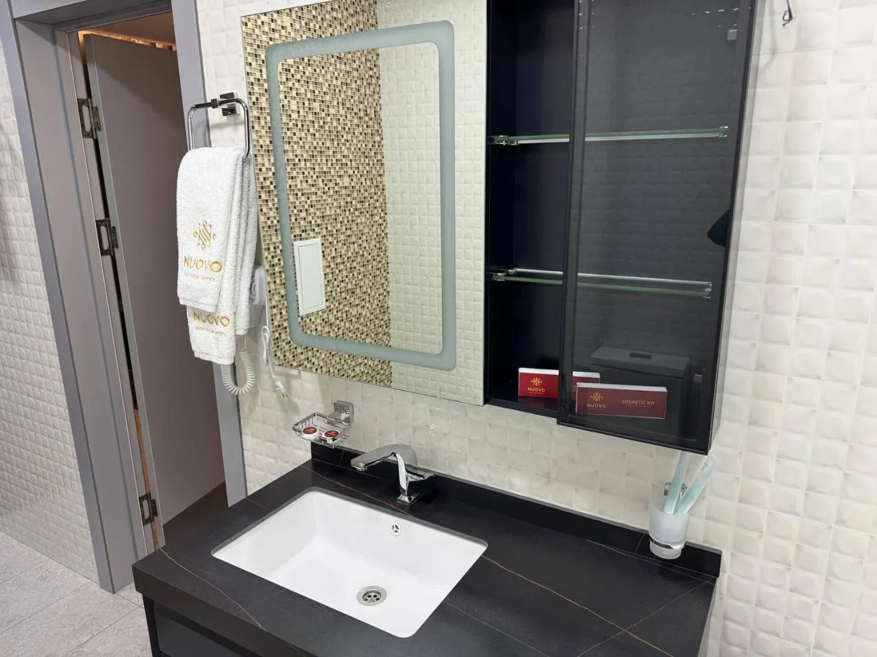 Bathroom in Nuovo Boutique Hotel