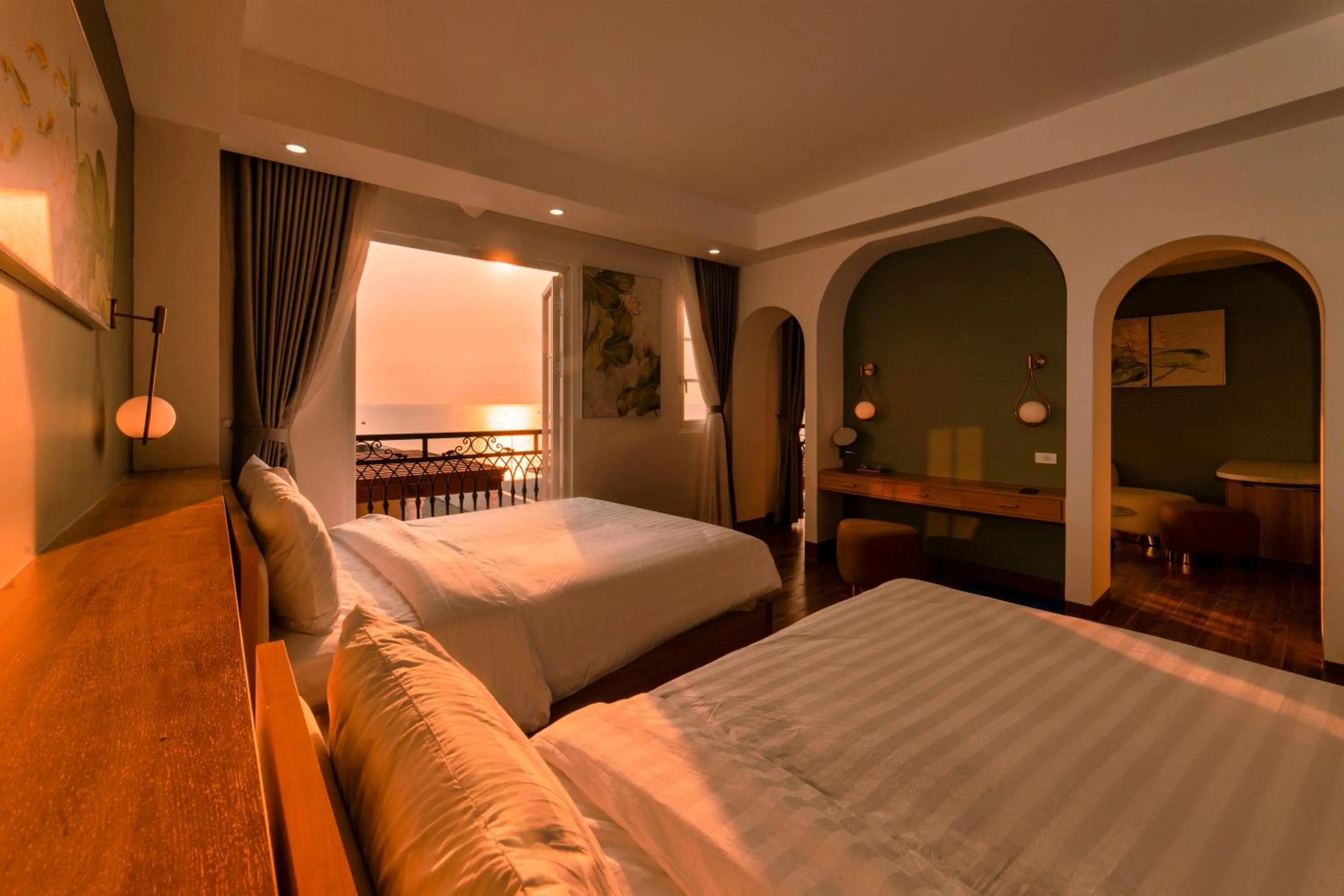 Bed in Lotus Home Hillside