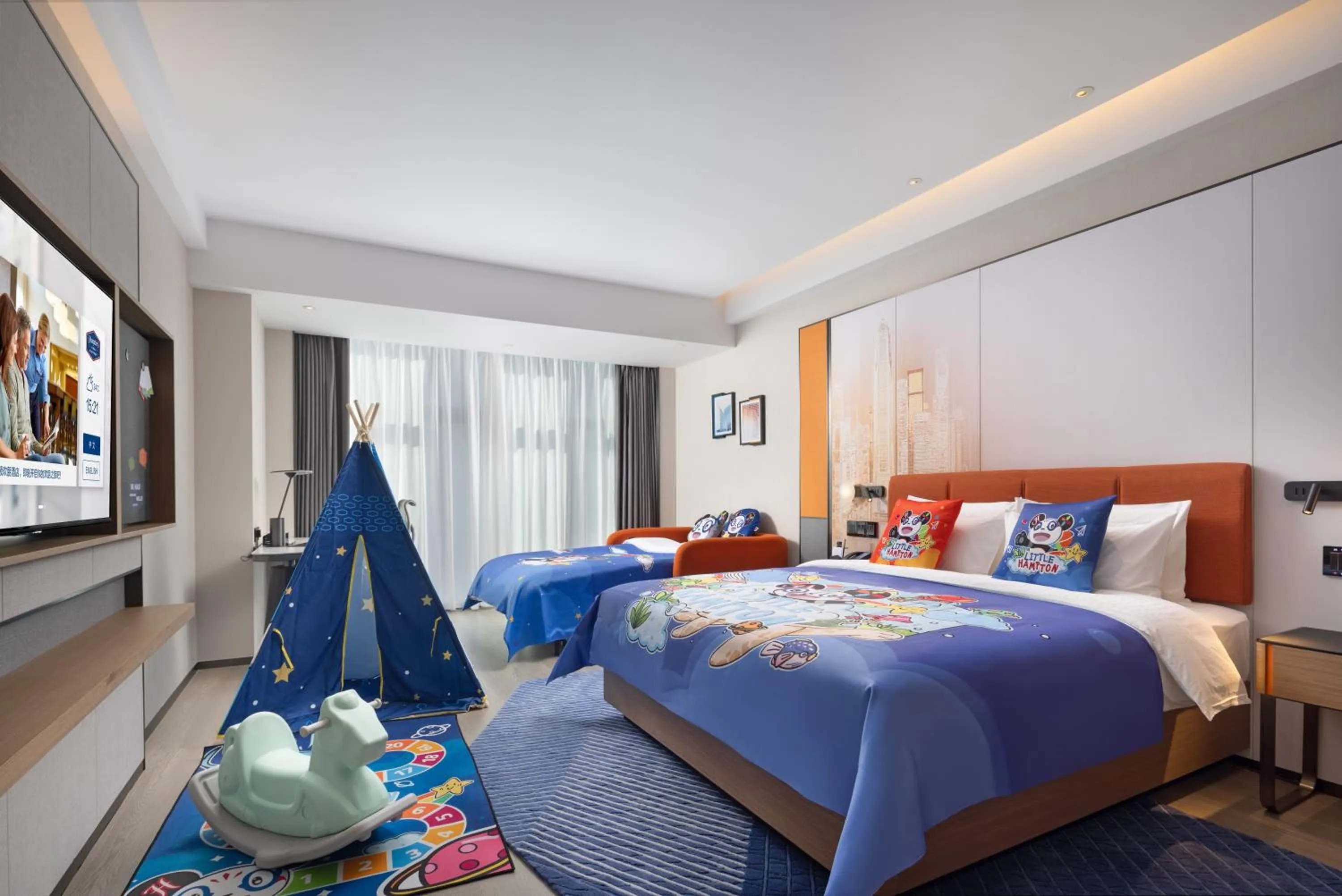 Bed in Hampton by Hilton Shenzhen Futian Huaqiangbei