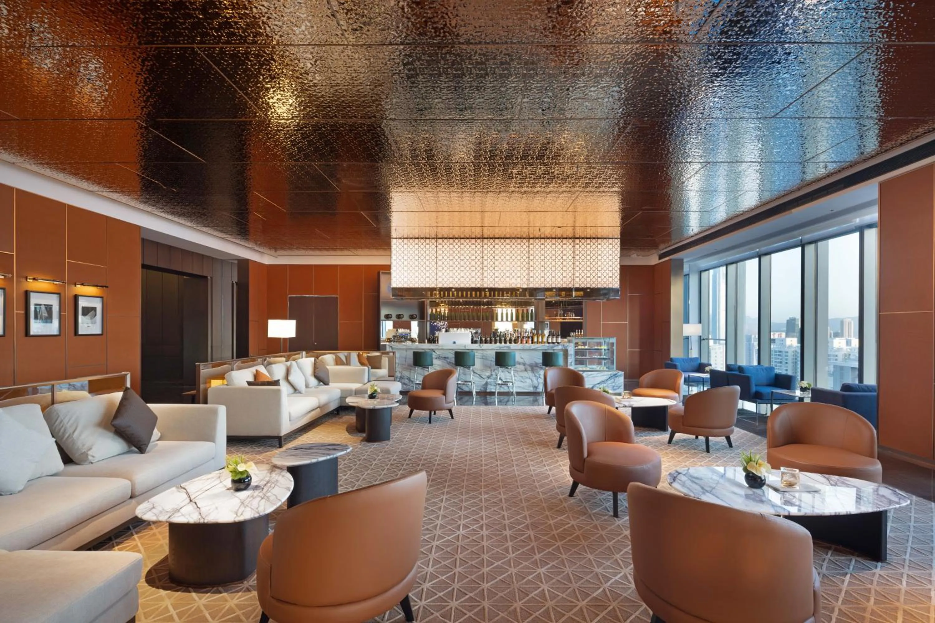 Lounge or bar in Hampton by Hilton Shenzhen Futian Huaqiangbei