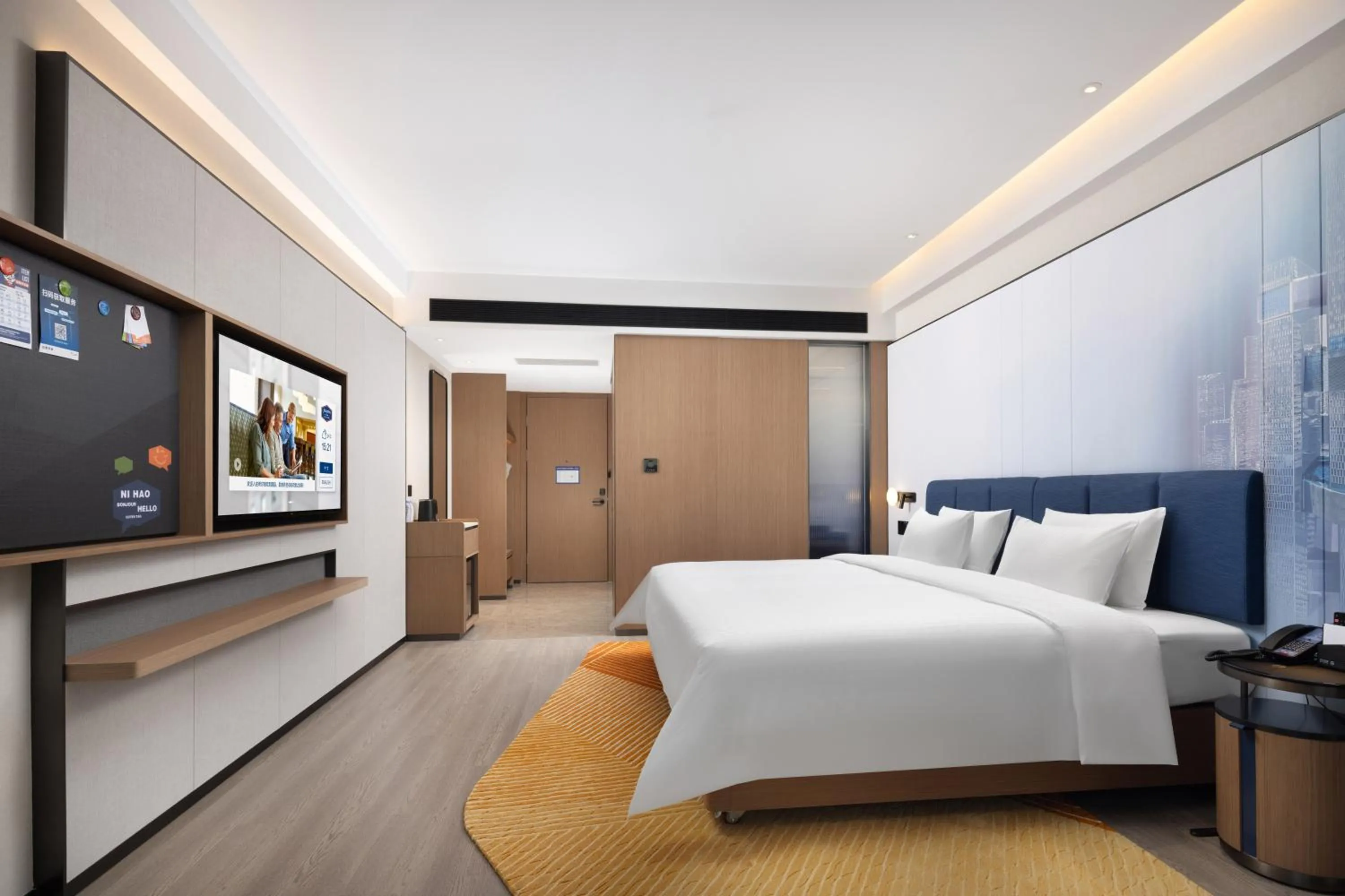 Photo of the whole room, Bed in Hampton by Hilton Shenzhen Futian Huaqiangbei