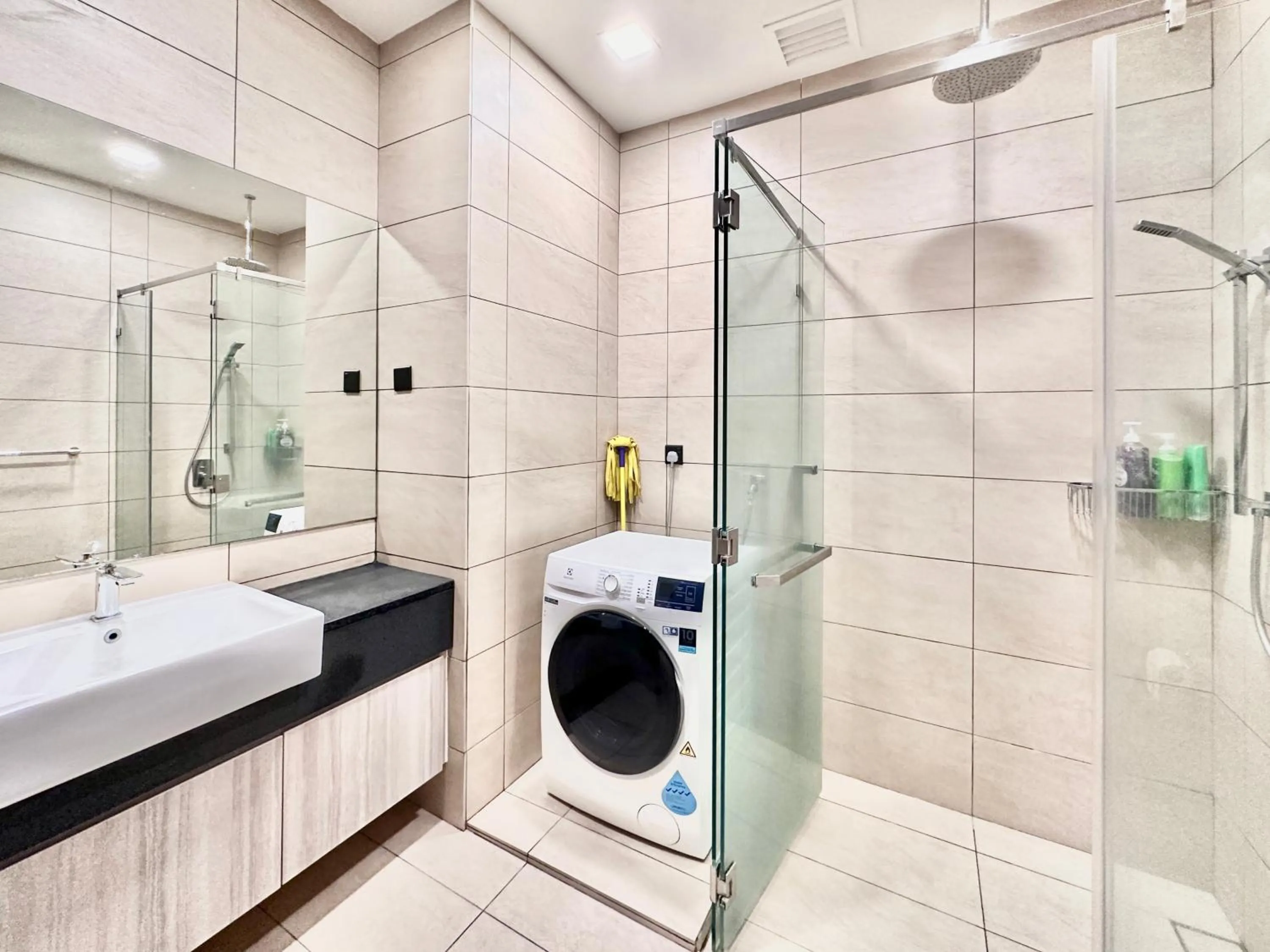 Opus Residences by Manhattan Group