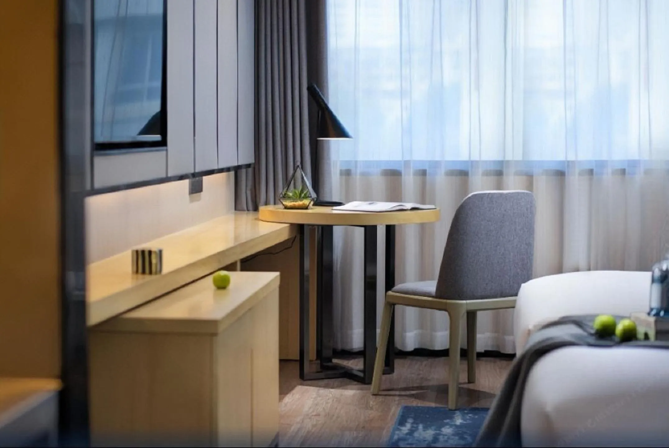 TV and multimedia, Bed in Echarm International Hotel Guangzhou Beijing Road Pedestrian Street Tianzi Wharf