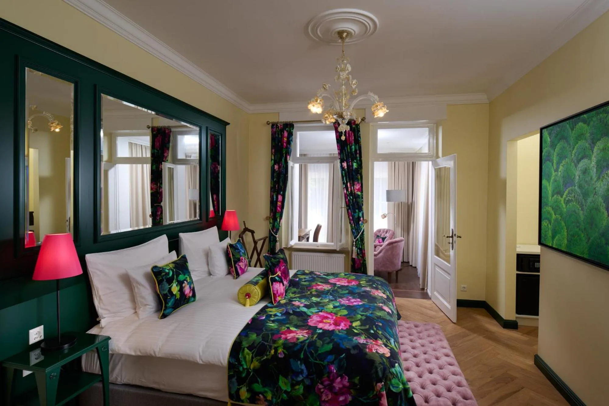 Bed in Hotel The Rose by Goeres