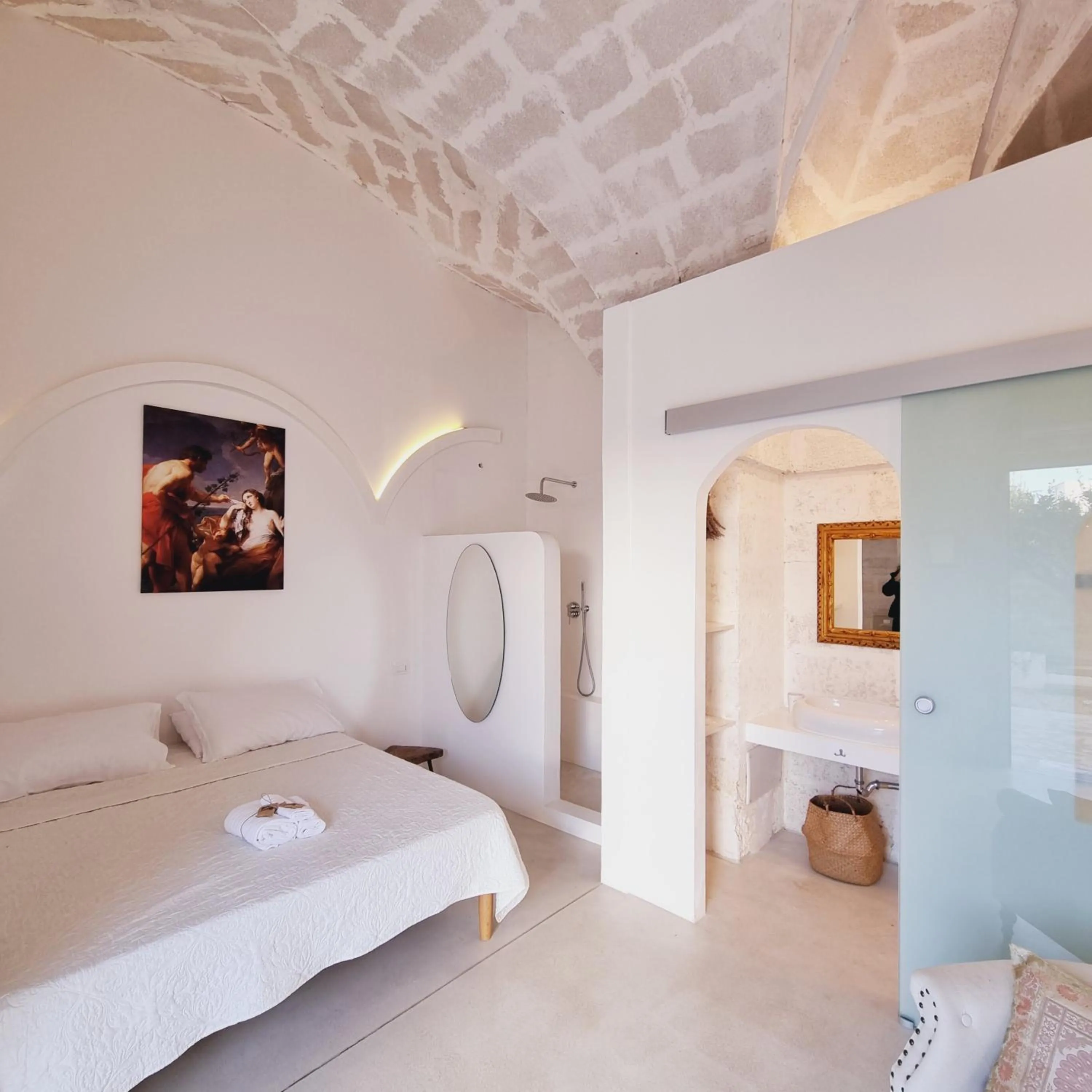 Shower, Bed in Corte Mercurio B&B
