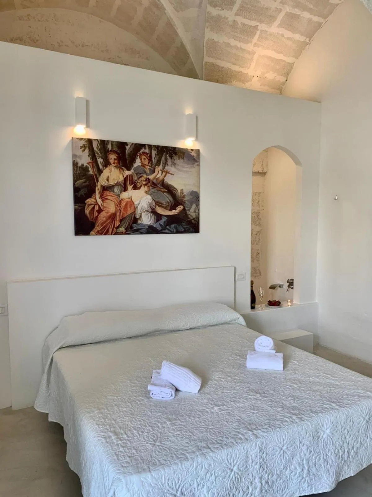 Bed in Corte Mercurio B&B