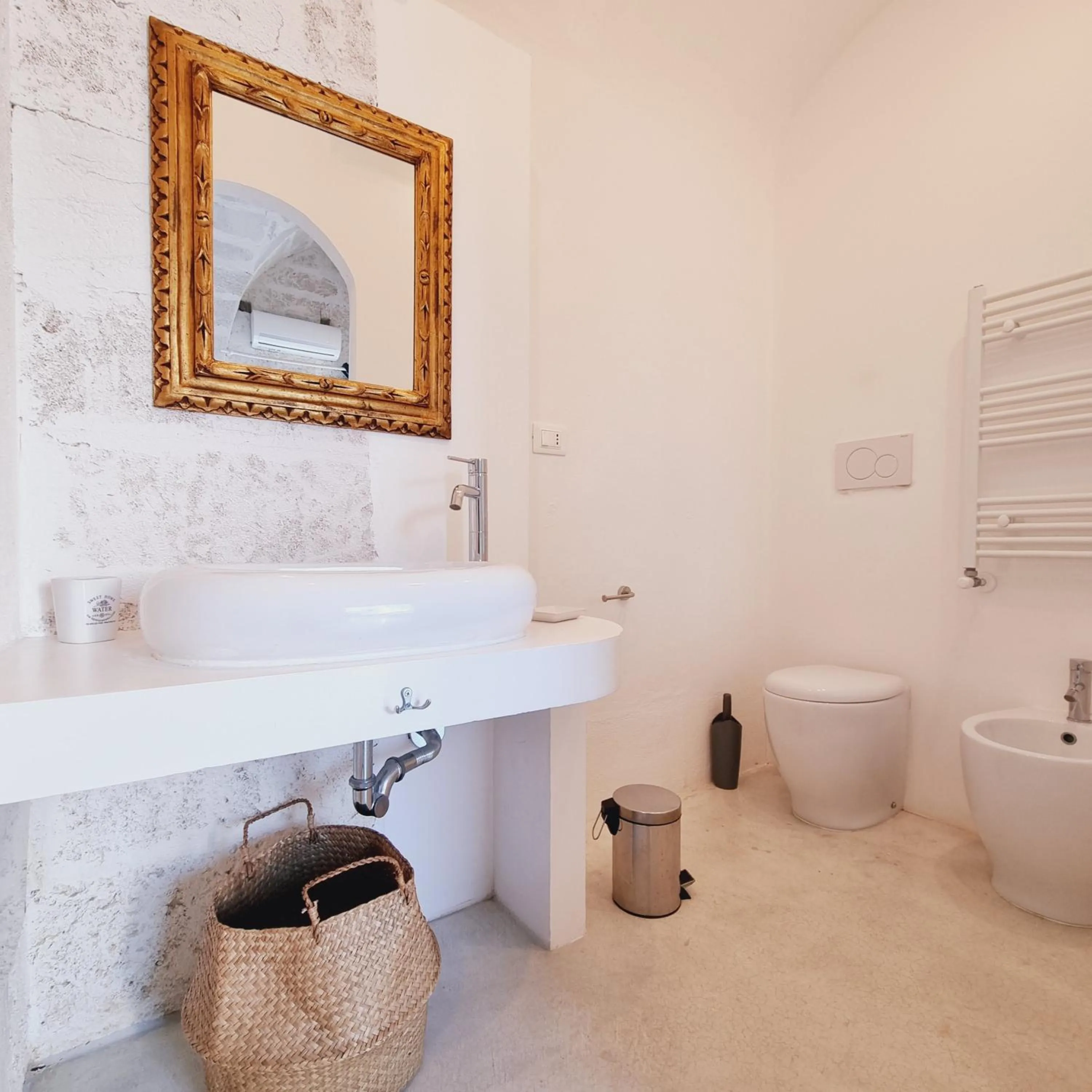 Toilet in Corte Mercurio B&B