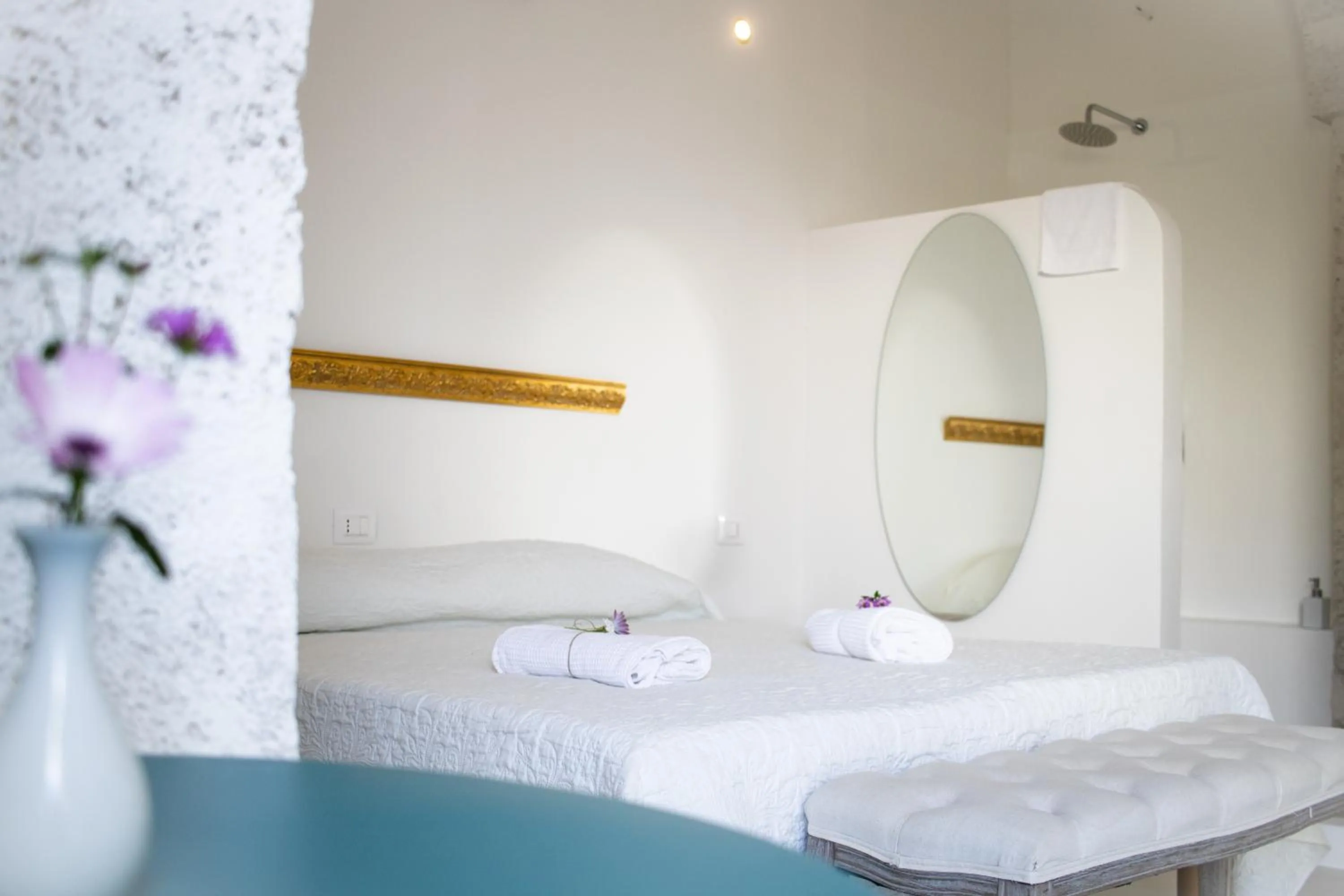Shower, Bed in Corte Mercurio B&B