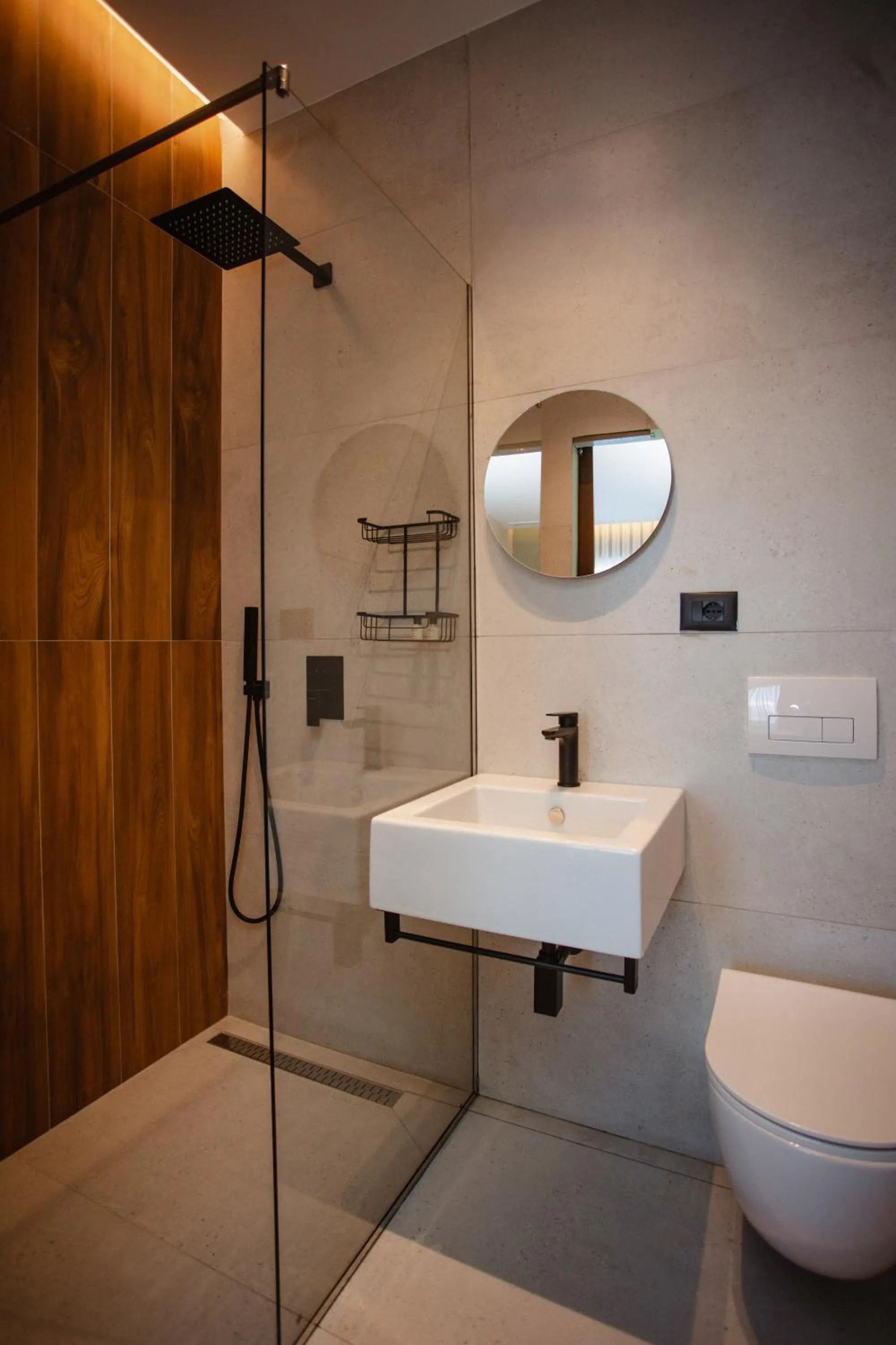 Double Room with Lake View in Hotel Flaer
