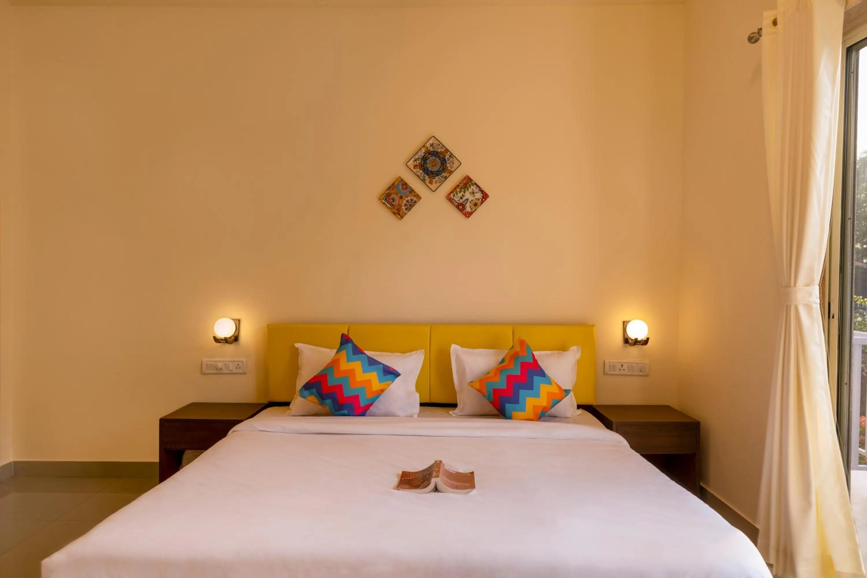 Bedroom, Bed in goSTOPS Alibaug