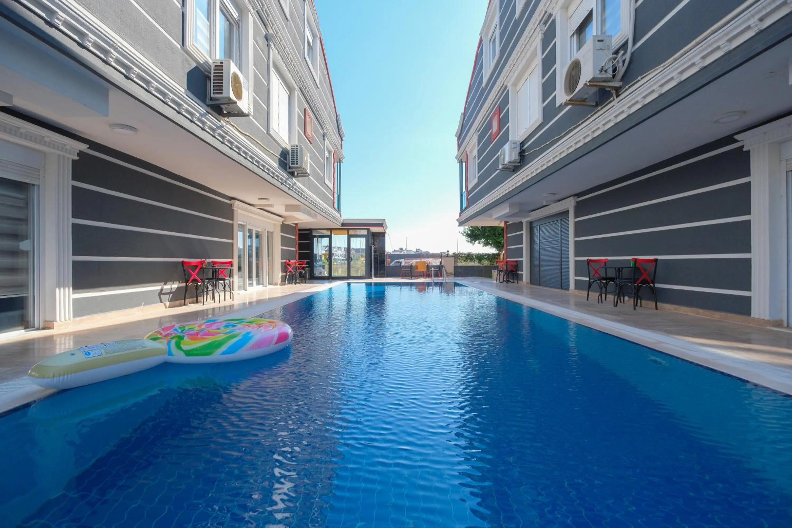 Property building in Avullar Palace Hotel