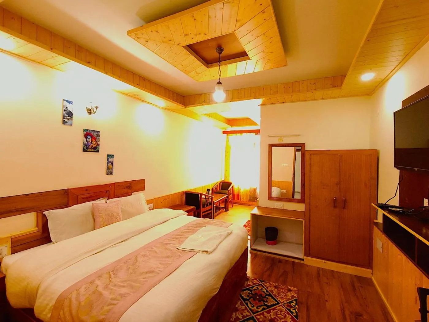 Bed in CS Shhandella Hotel