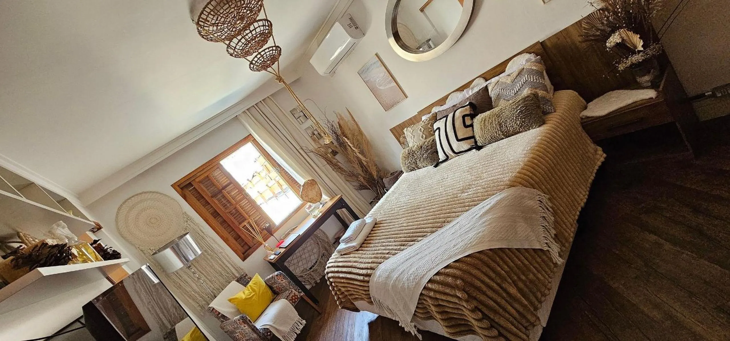 Queen Suite with Pool View - single occupancy in Pousada Chalé Poder das Pedras