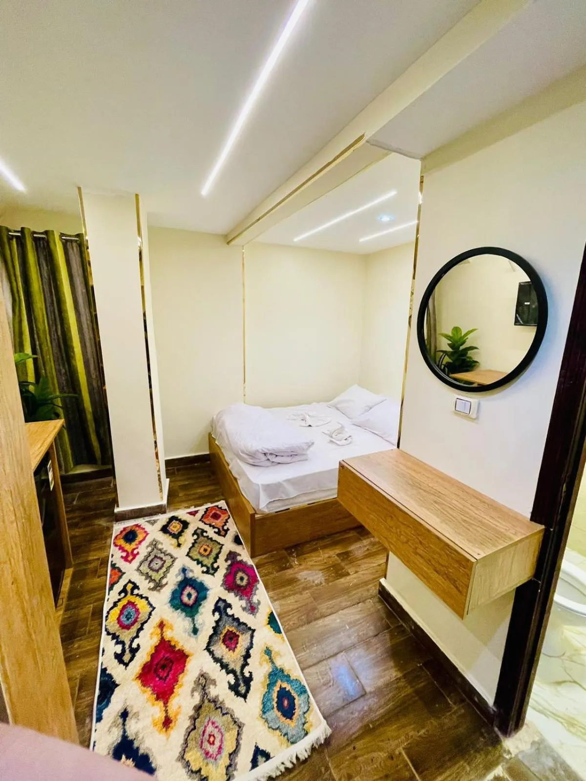 Deluxe Double Room - single occupancy in Farsha Pyramids Inn