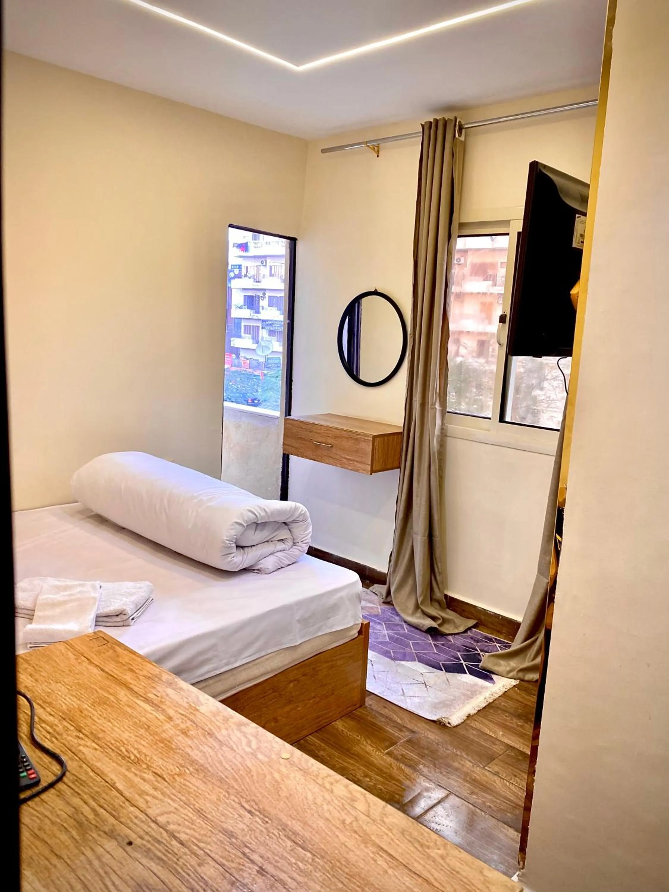 Bed in Farsha Pyramids Inn