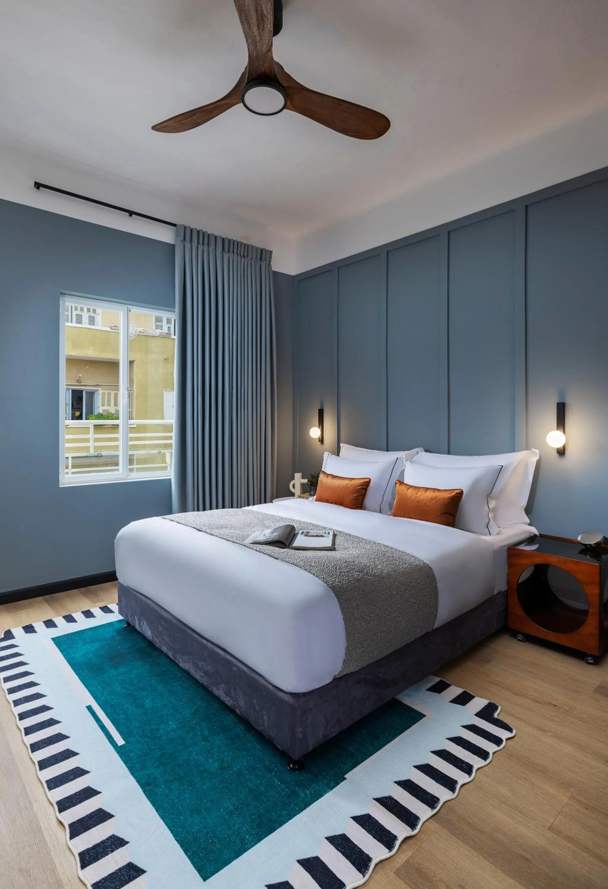 Bedroom in Albi Florentin - Traveler's Choice 2025