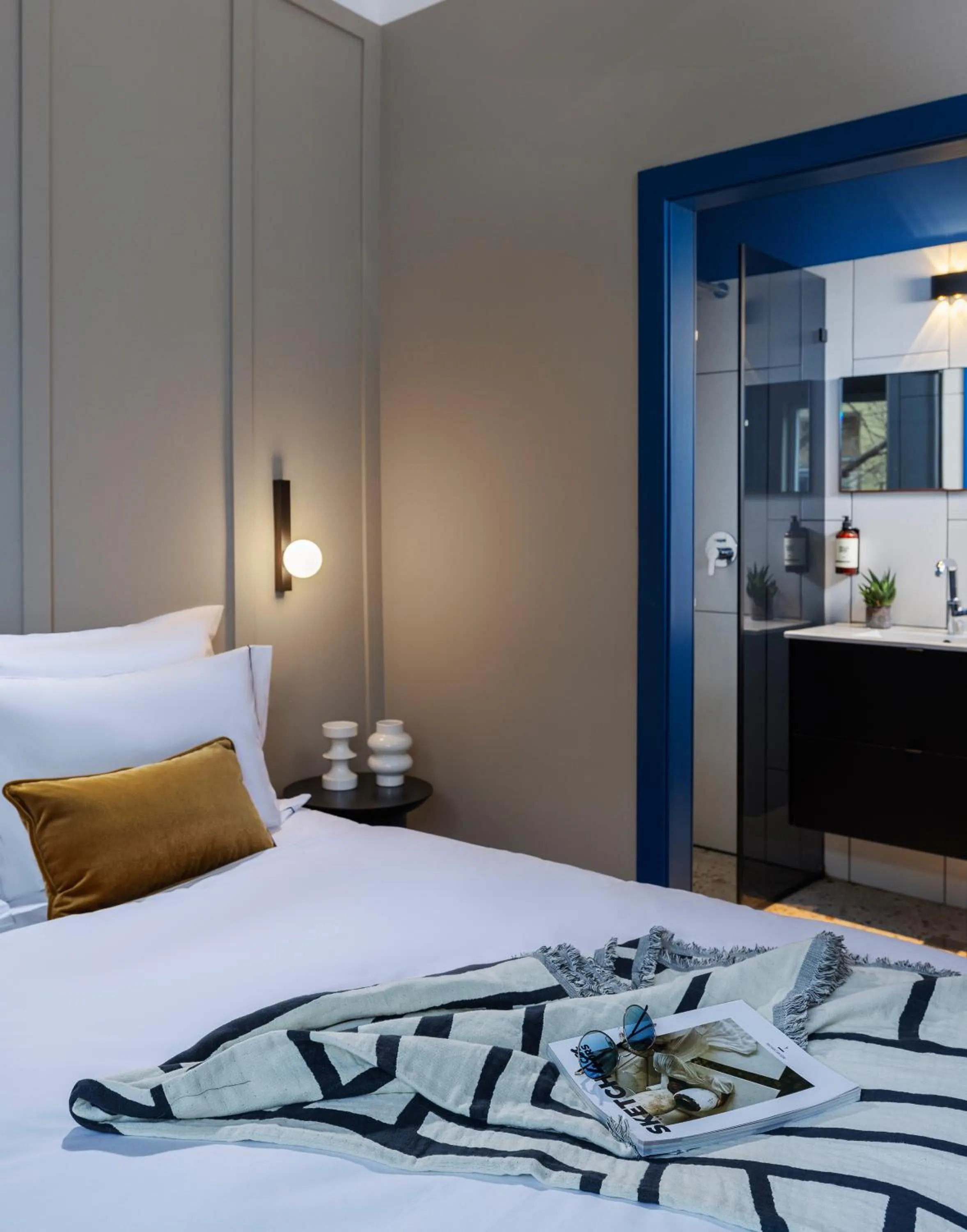 Bed in Albi Florentin - Traveler's Choice 2025