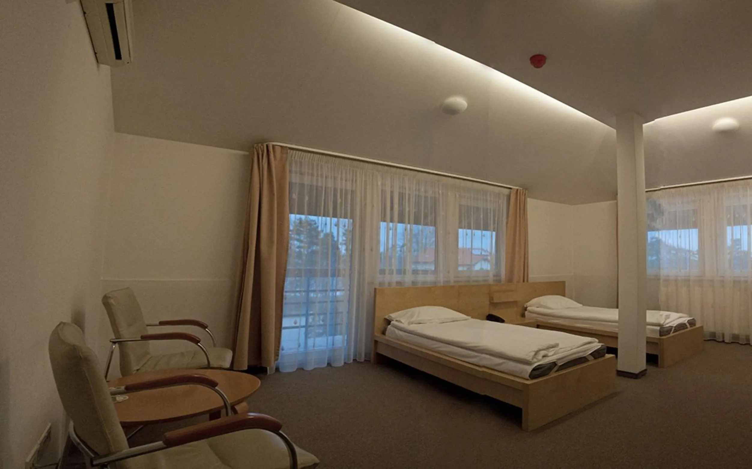 Photo of the whole room, Bed in Hotel Baneasa Parc