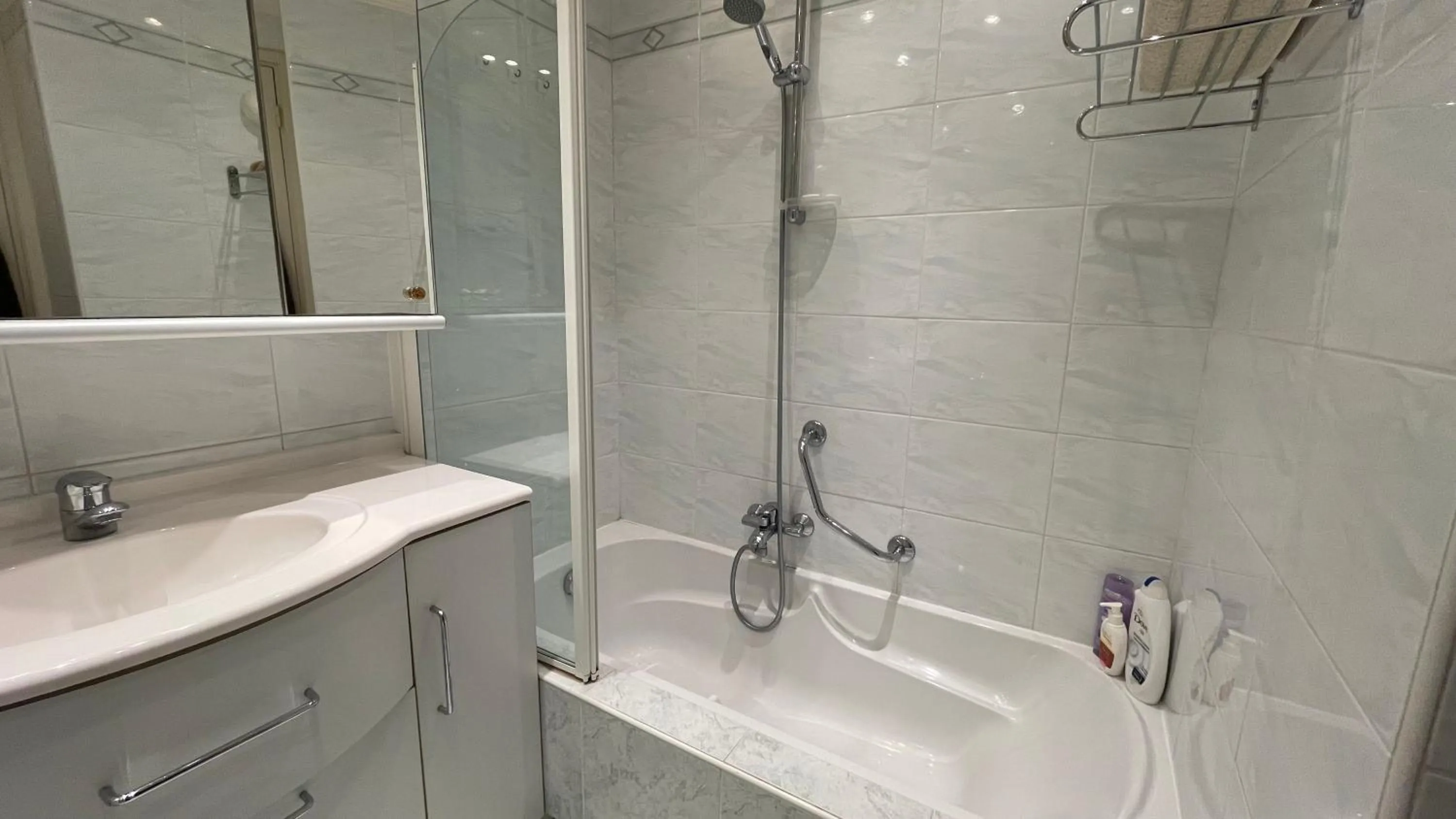 Bathroom in Charming Apartment with seaview