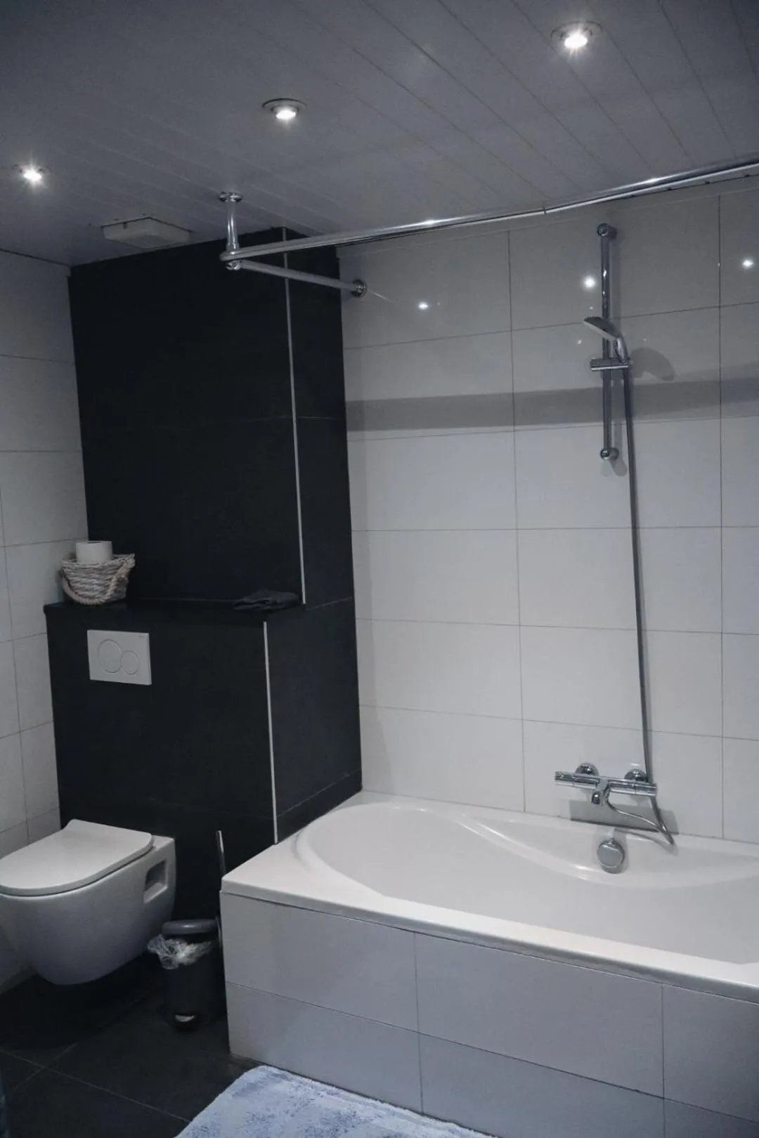 Toilet in Hotel Brasserie de Kroon